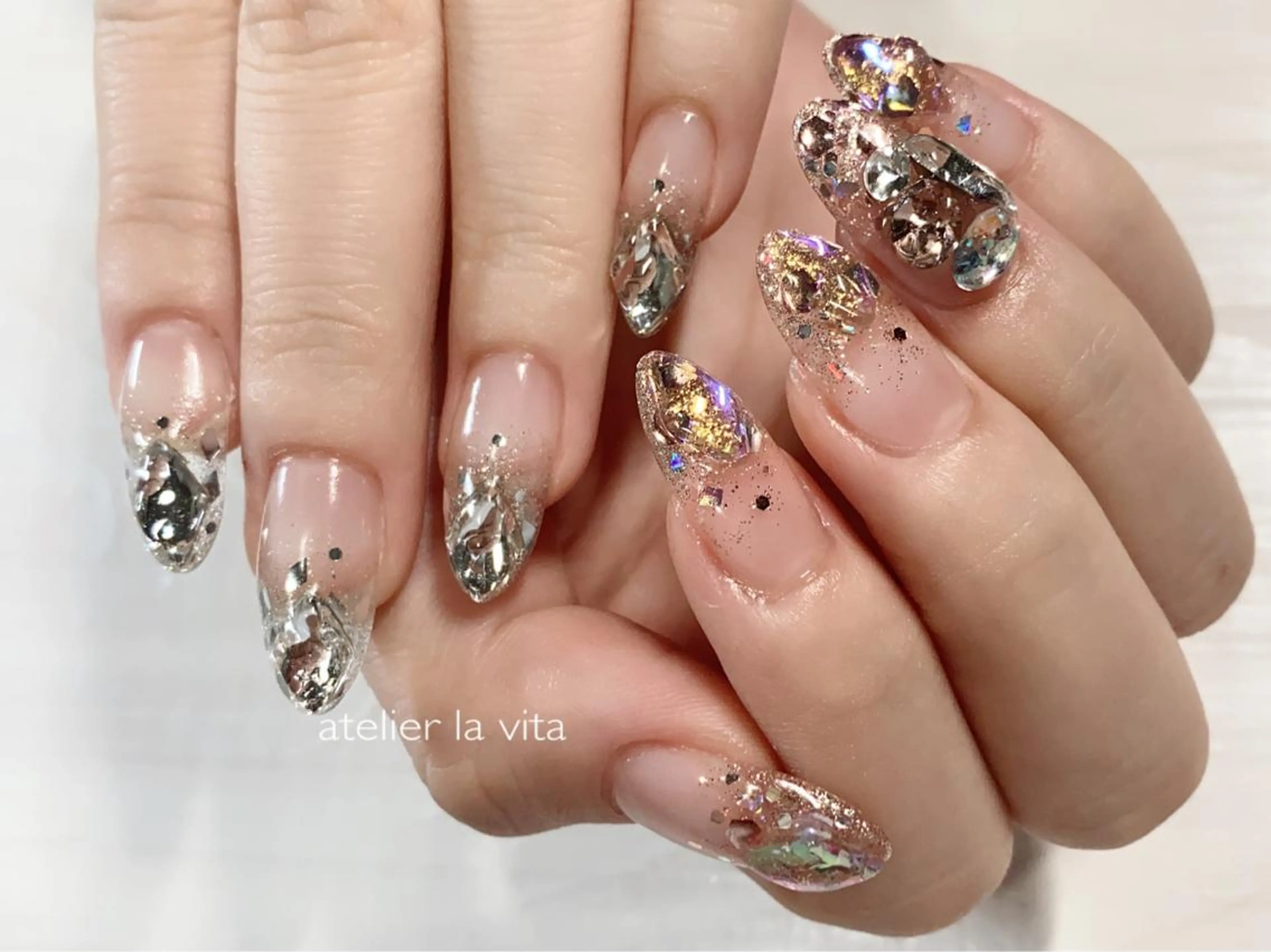 ネイル 韓国ネイル メンズネイル スカルプネイル ストーンネイル ハンドネイル atelier la vita所属・lavita. mimuraのネイルデザイン