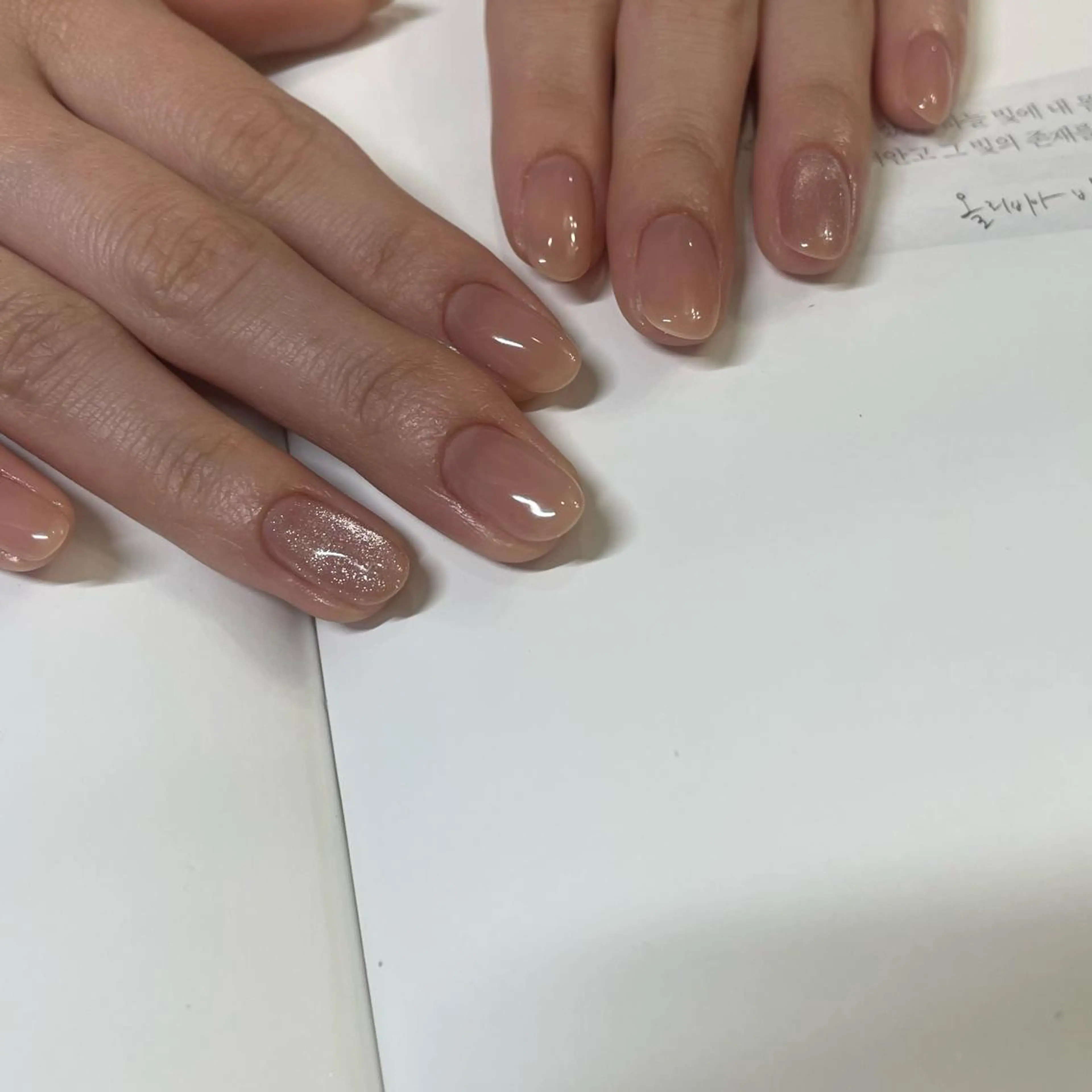 ネイル マグネットネイル ハンドネイル ネイルズシャトン🪡 ネイリスト齊藤のネイルデザイン