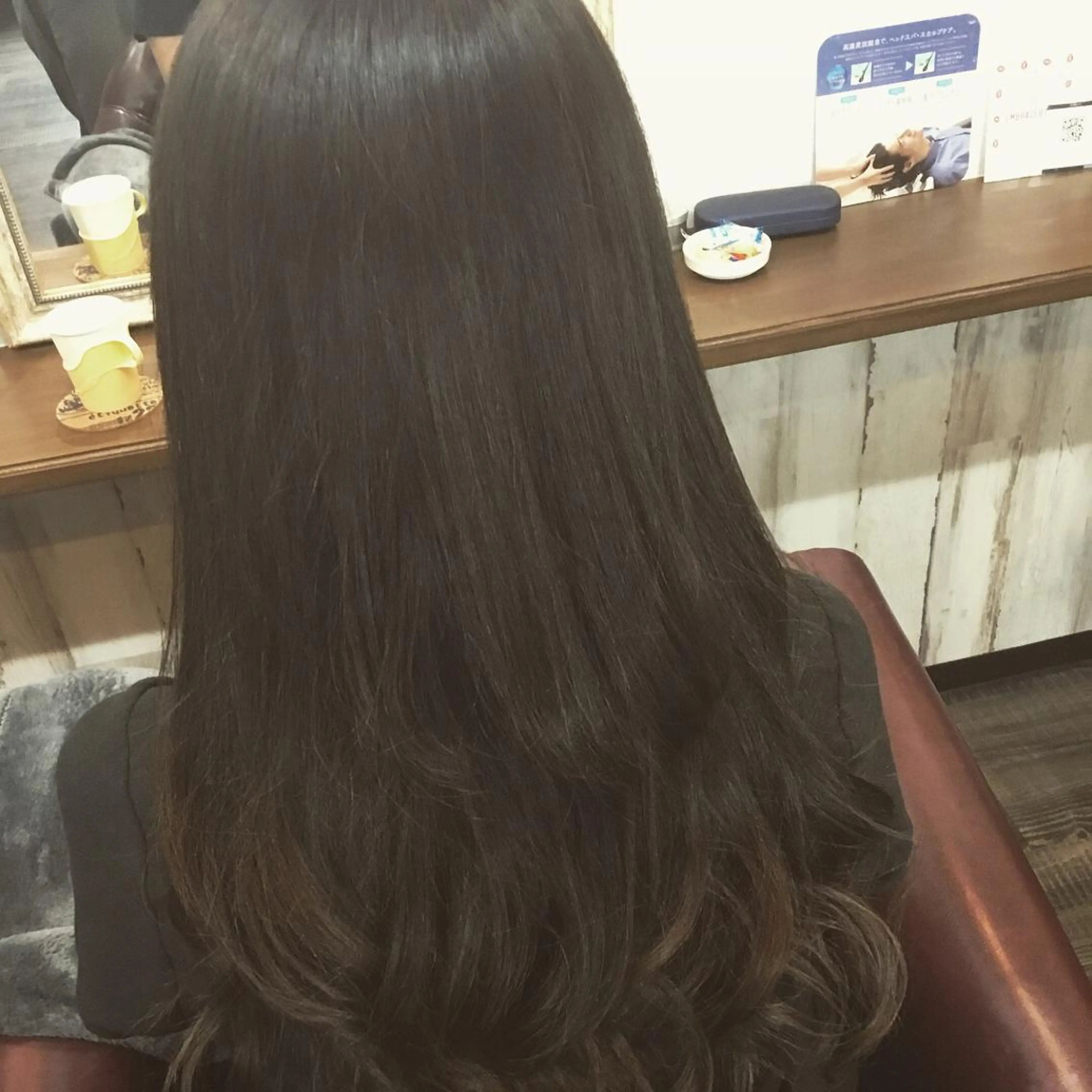 セミロング カラー パーマ embrace エンブレイスのヘアスタイル