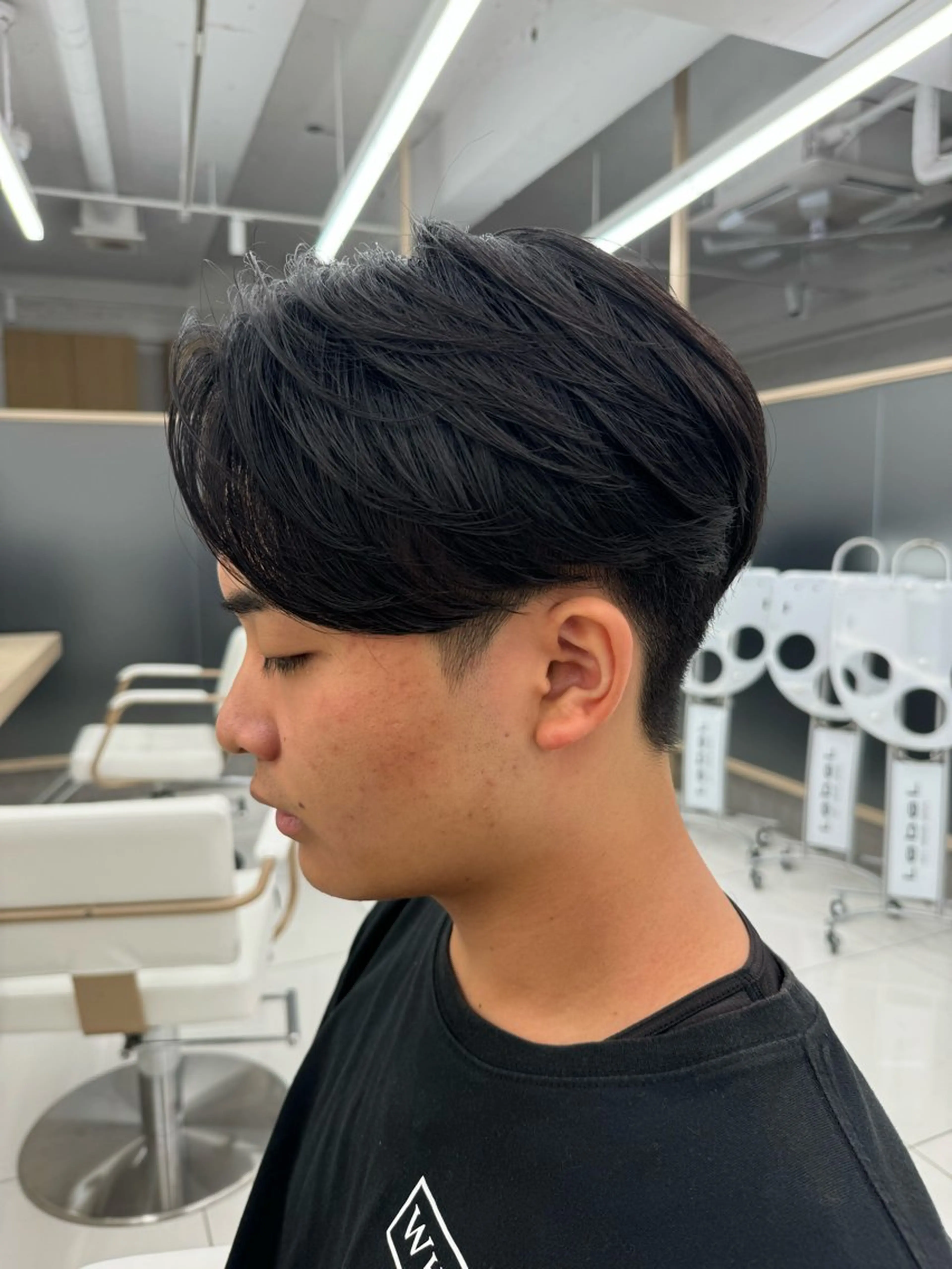 ショート パーマ メンズ メンズパーマ くせ毛 縮毛矯正 ニュアンスパーマ カット 縮毛矯正 【メンズ縮毛矯正】 田中秀斗のヘアスタイル