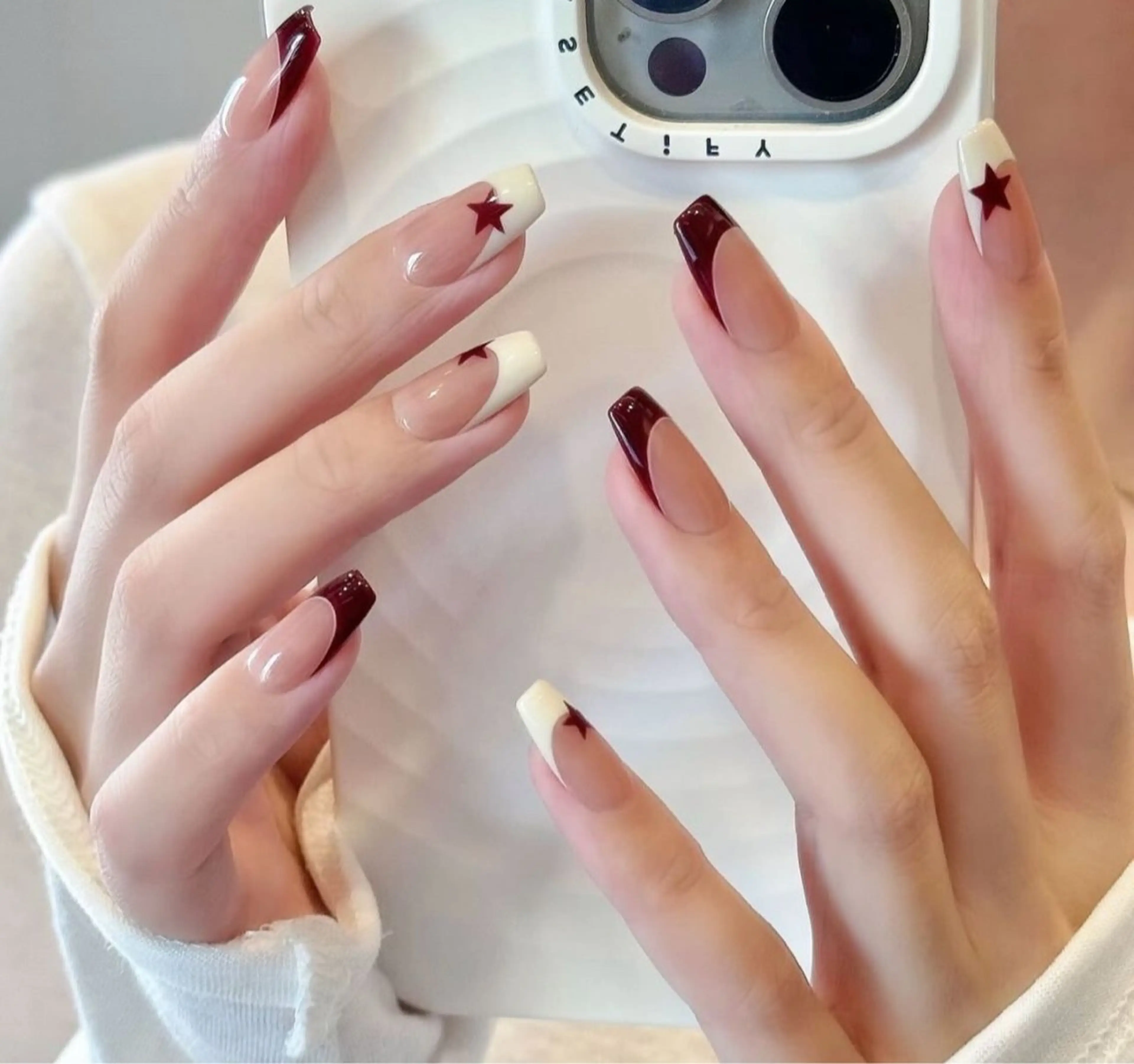 ネイル ハンドネイル 🎀PG🩵 ネイルサロンのネイルデザイン