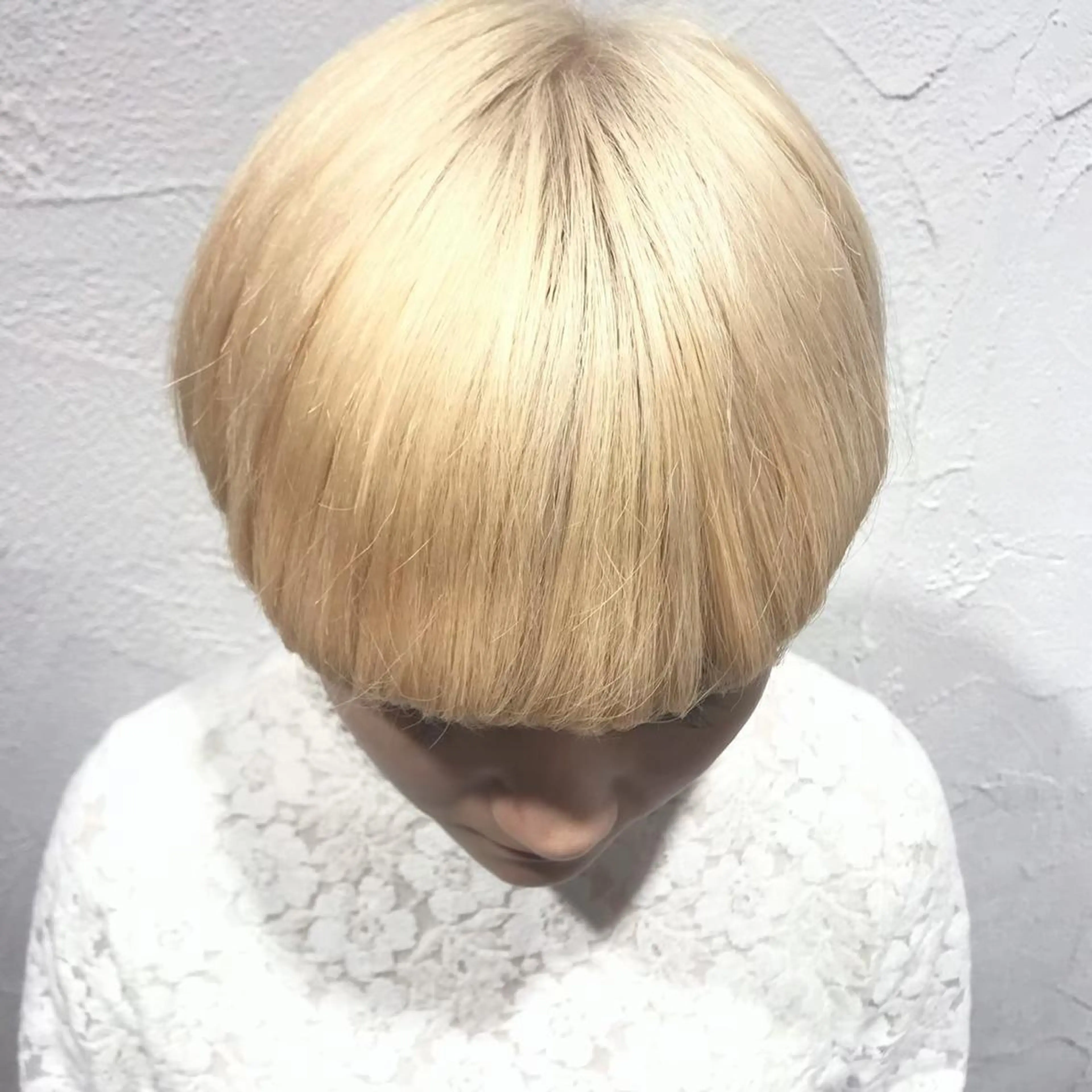 ショート カラー ベージュカラー 藤井 貴美子のヘアスタイル