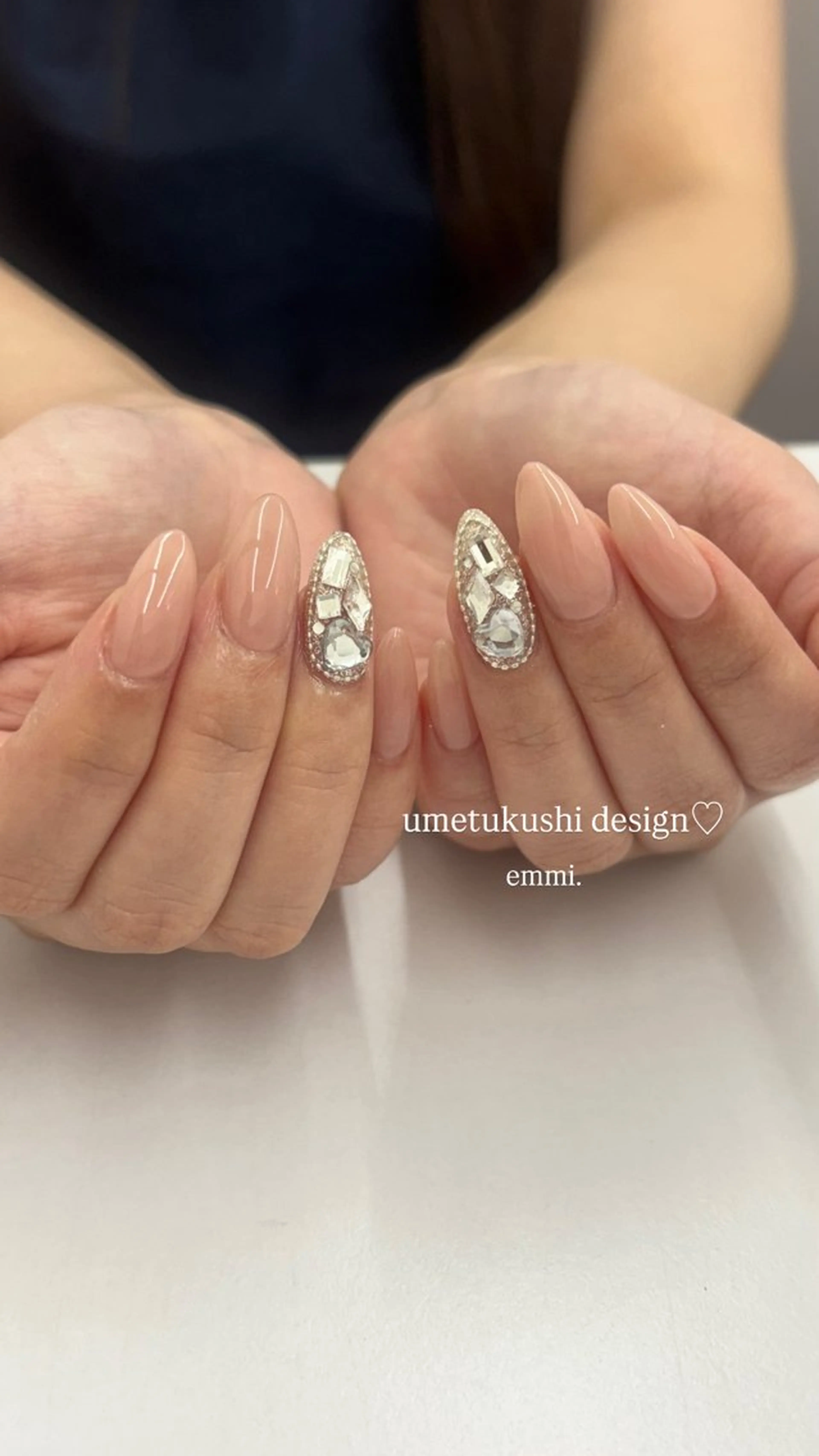 ネイル チークネイル フットネイル フレンチネイル ガーリー 氷ネイル・うるうるネイル ハンドネイル GO TODAY SHAiRE SALON 表参道colore店所属・emmi nailのネイルデザイン