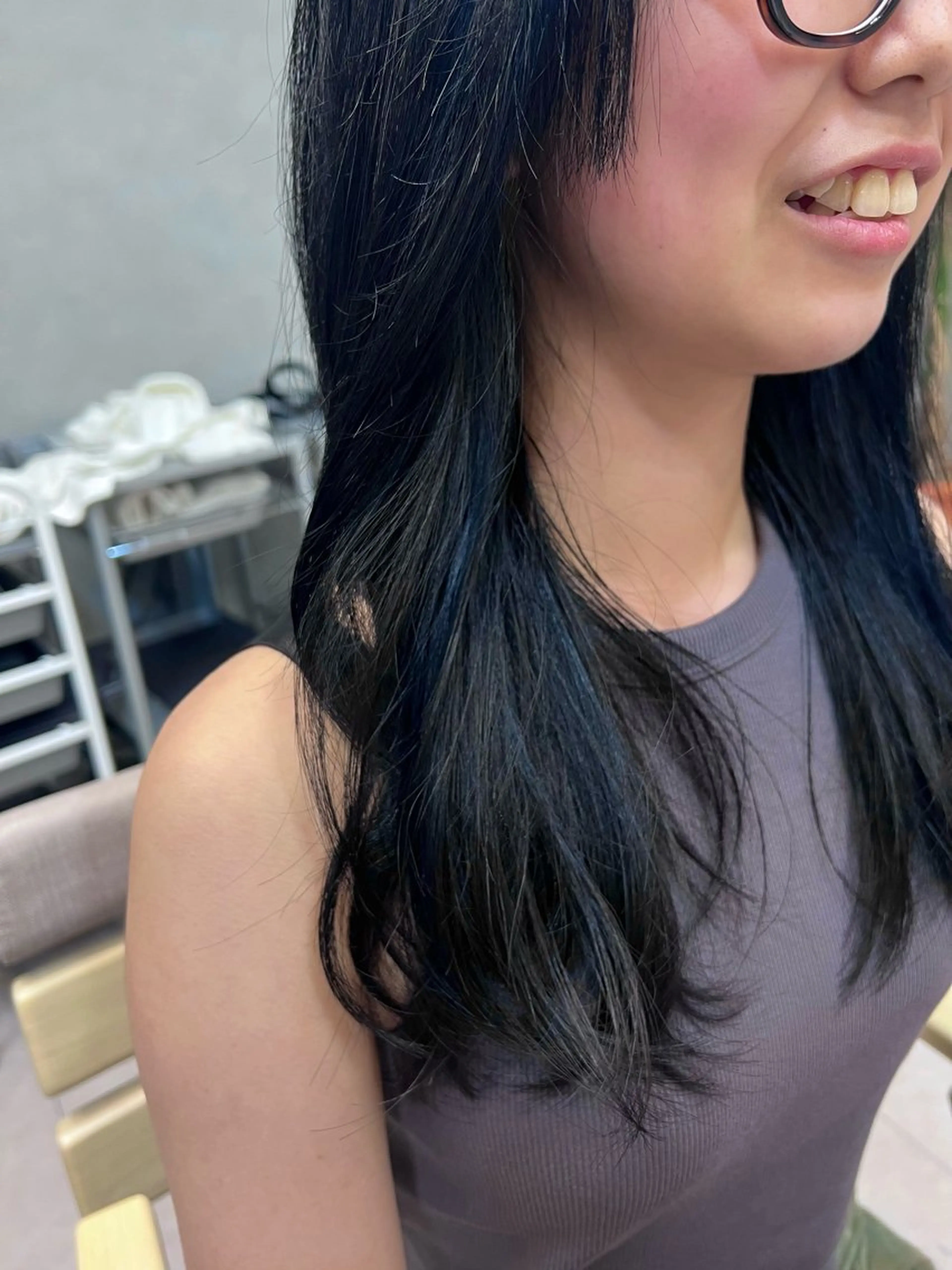 ロング カラー イヤリングカラー ヘアカラー 🍒サクラ🍒 /透明感カラー/艶髪のヘアスタイル