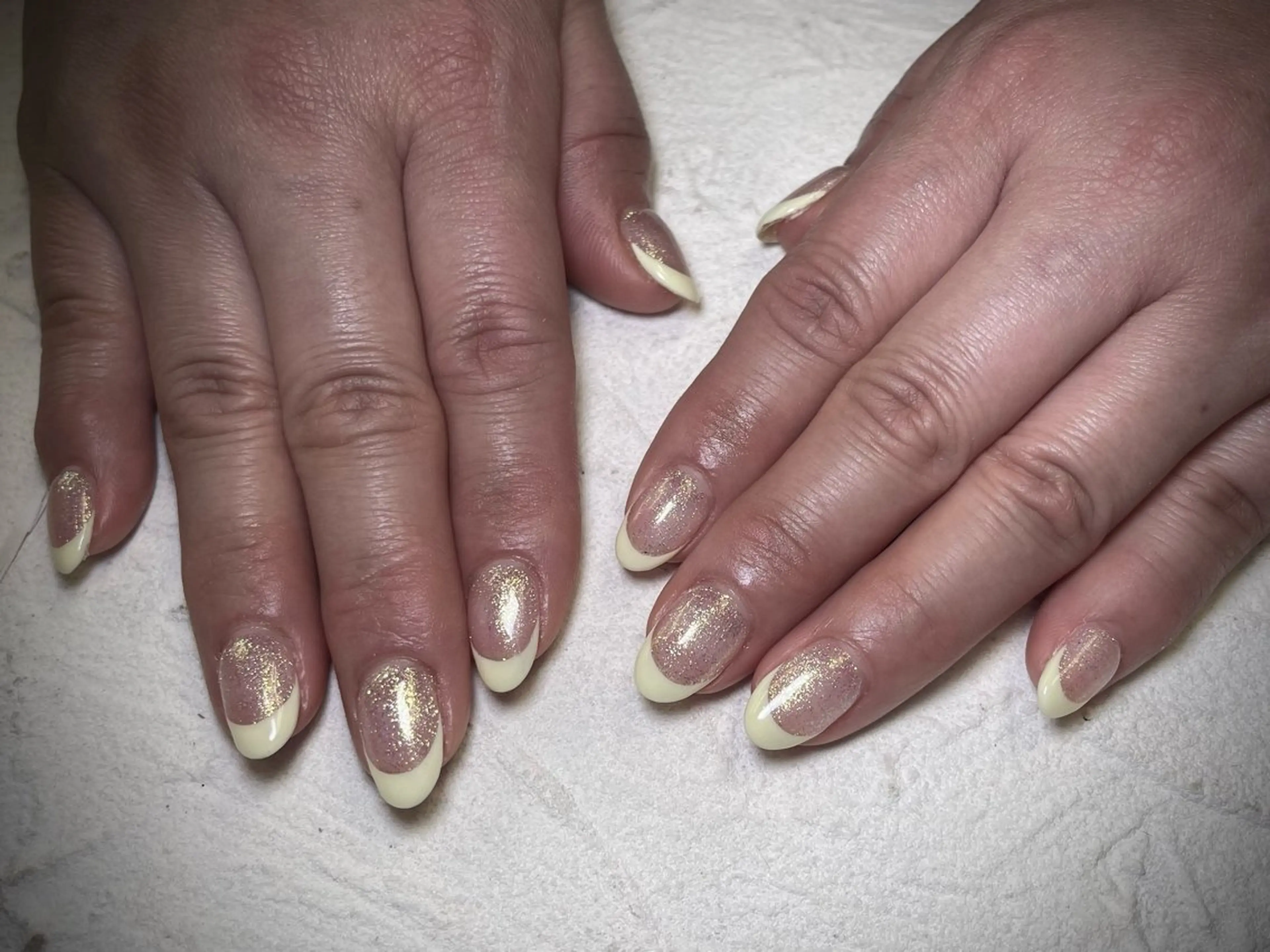 【オフ込み】クリアベースフレンチネイルの写真