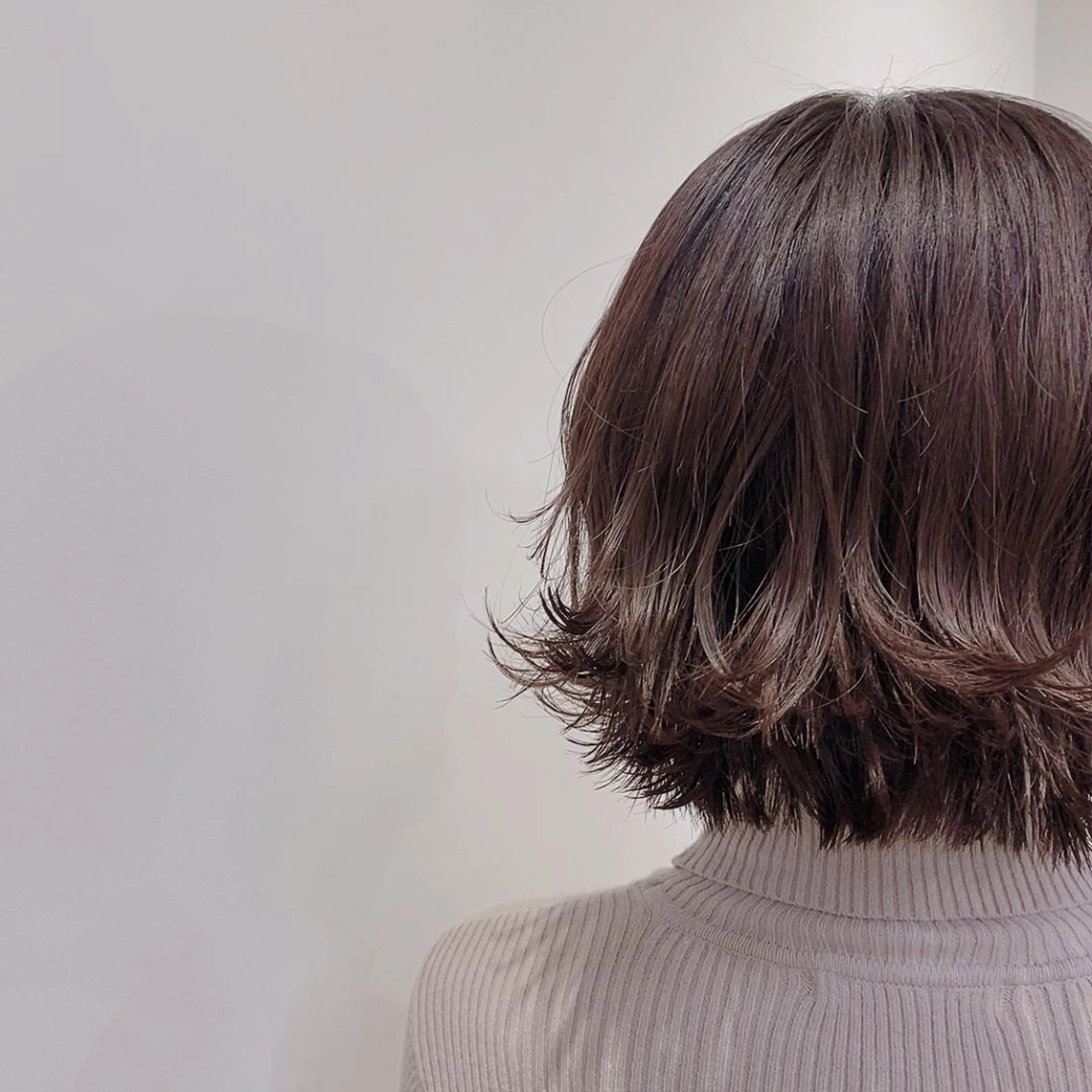 ミディアム 推しカラー🎨横浜 ブリーチ/ yuaのヘアスタイル