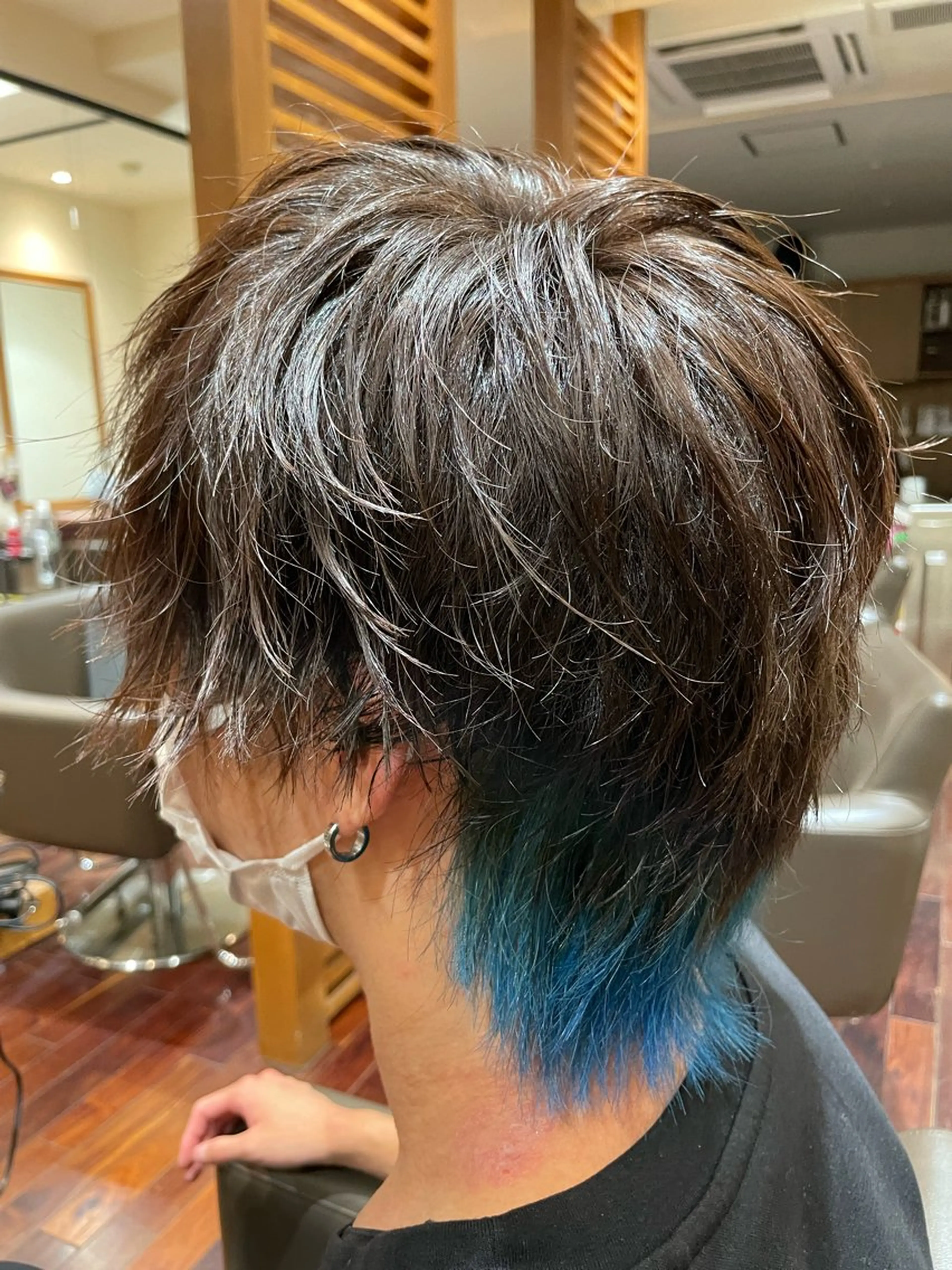 ウルフカット+インナーカラーの写真