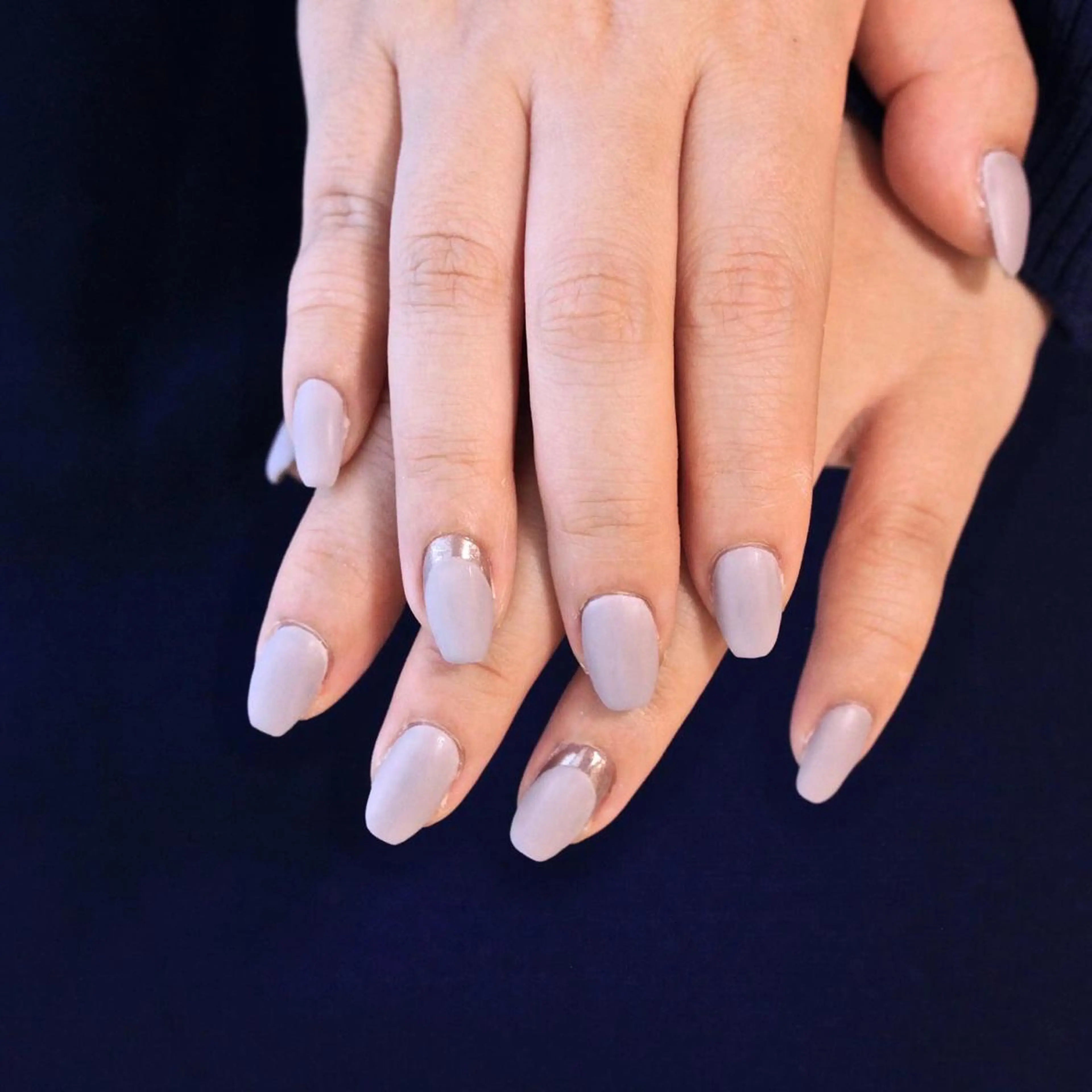 ネイル マットネイル ミラーネイル Elio所属・Elio 国泰寺のネイルデザイン