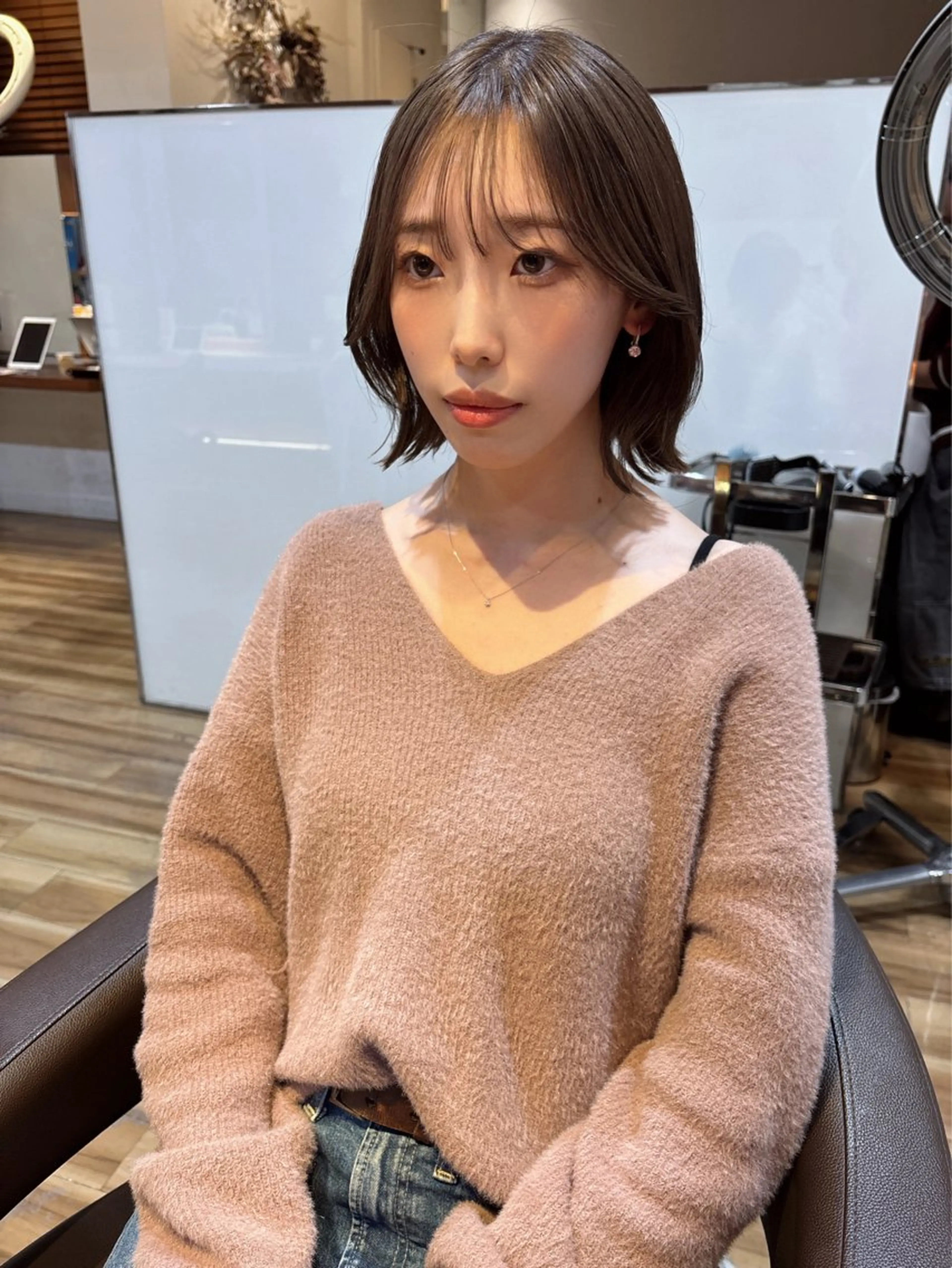 ショート カラー ボブ くびれヘア カット ヘアカラー レイヤーカット /透明感/千葉怜寿のヘアスタイル