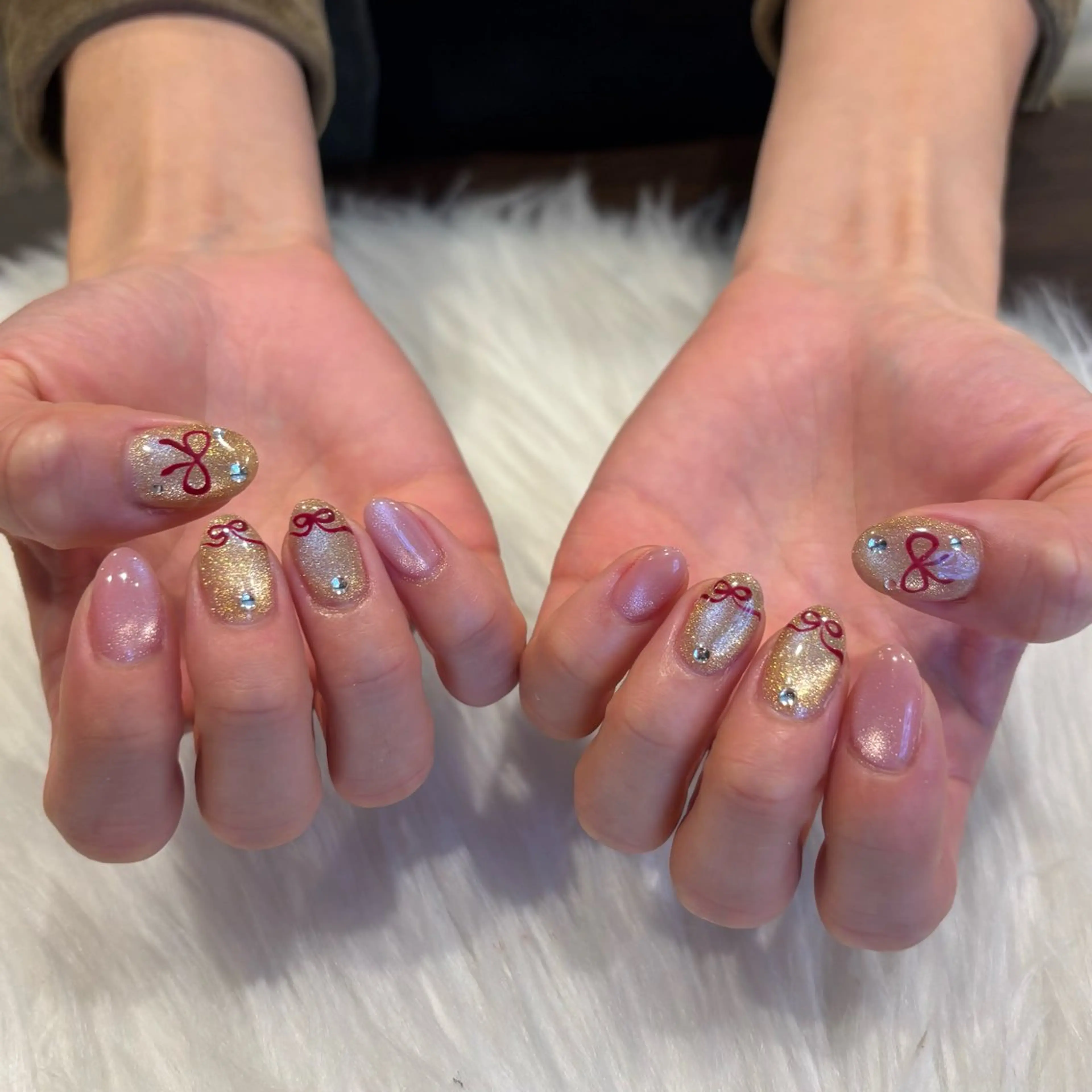 ネイル マグネットネイル ハンドネイル Nobody_ Reikaのネイルデザイン