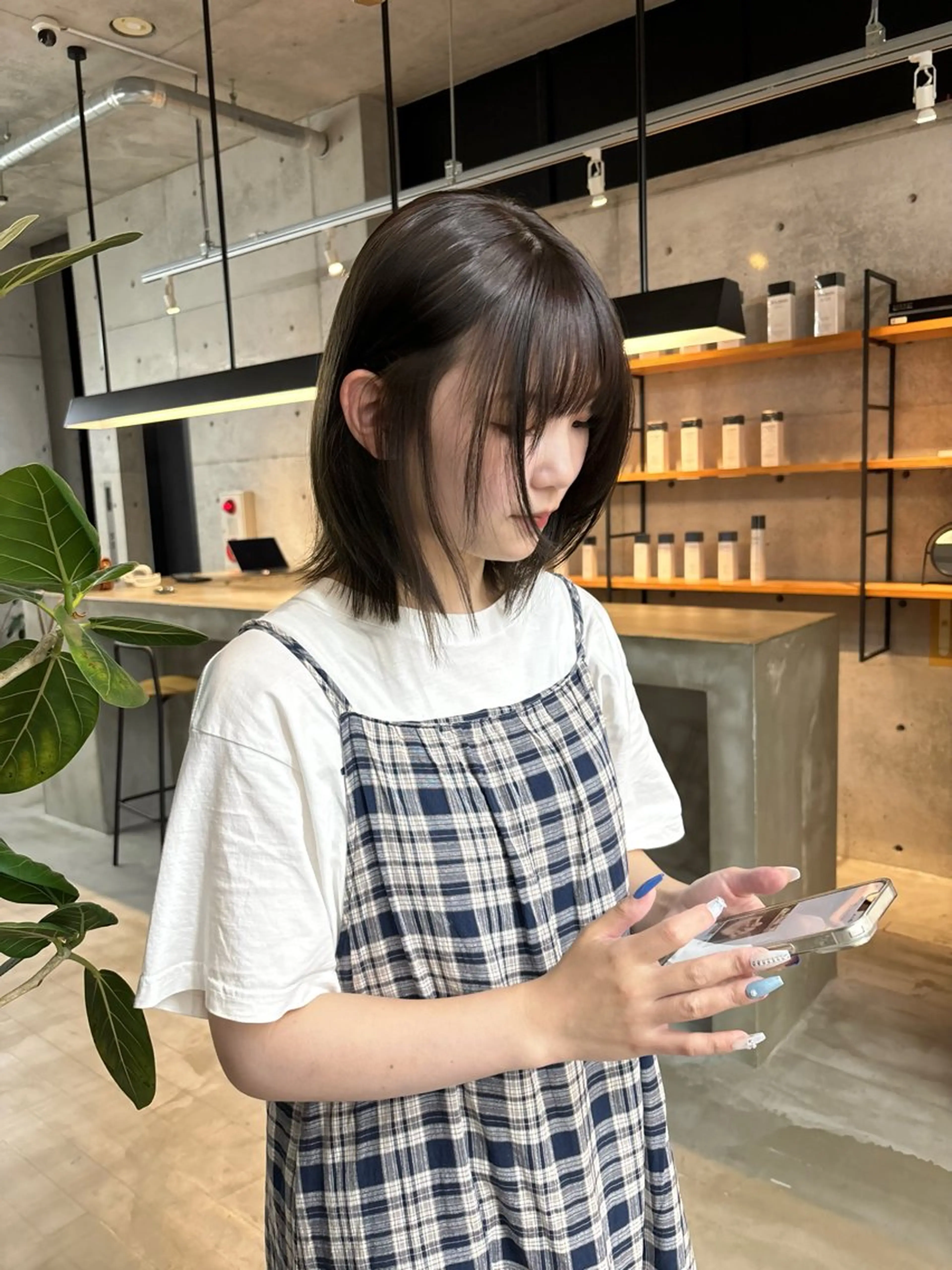 【ミニモ限定価格˚✧₊⁎】カット+ premium艶カラー+ミルボン4stepトリートメント🛋️の写真