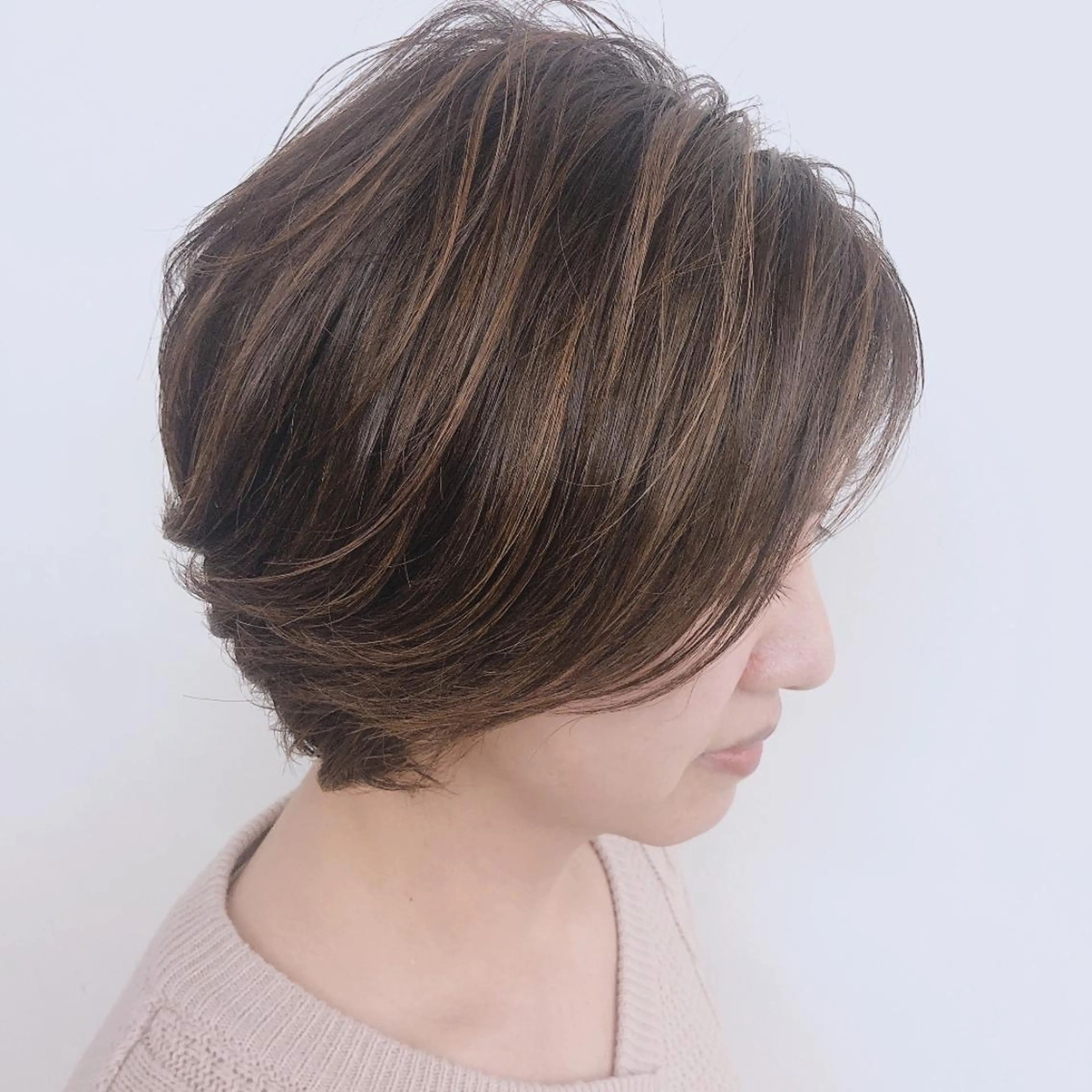 ショート カラー 鶴田 風雅のヘアスタイル