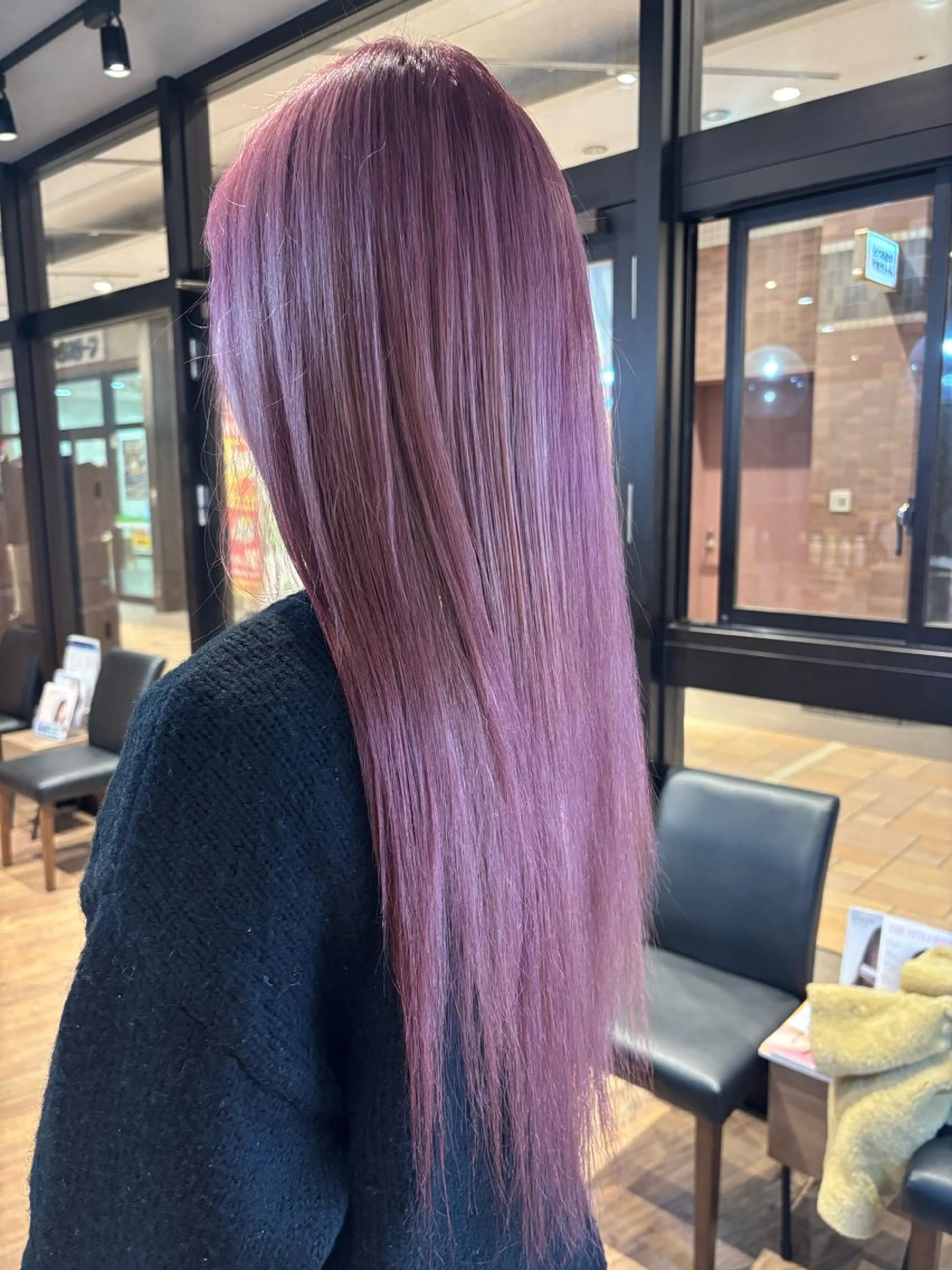 ロング カラー ブリーチ ピンクカラー ヘアカラー 🎀ワンレンボブ🎀 ワンカラー　あゆみのヘアスタイル