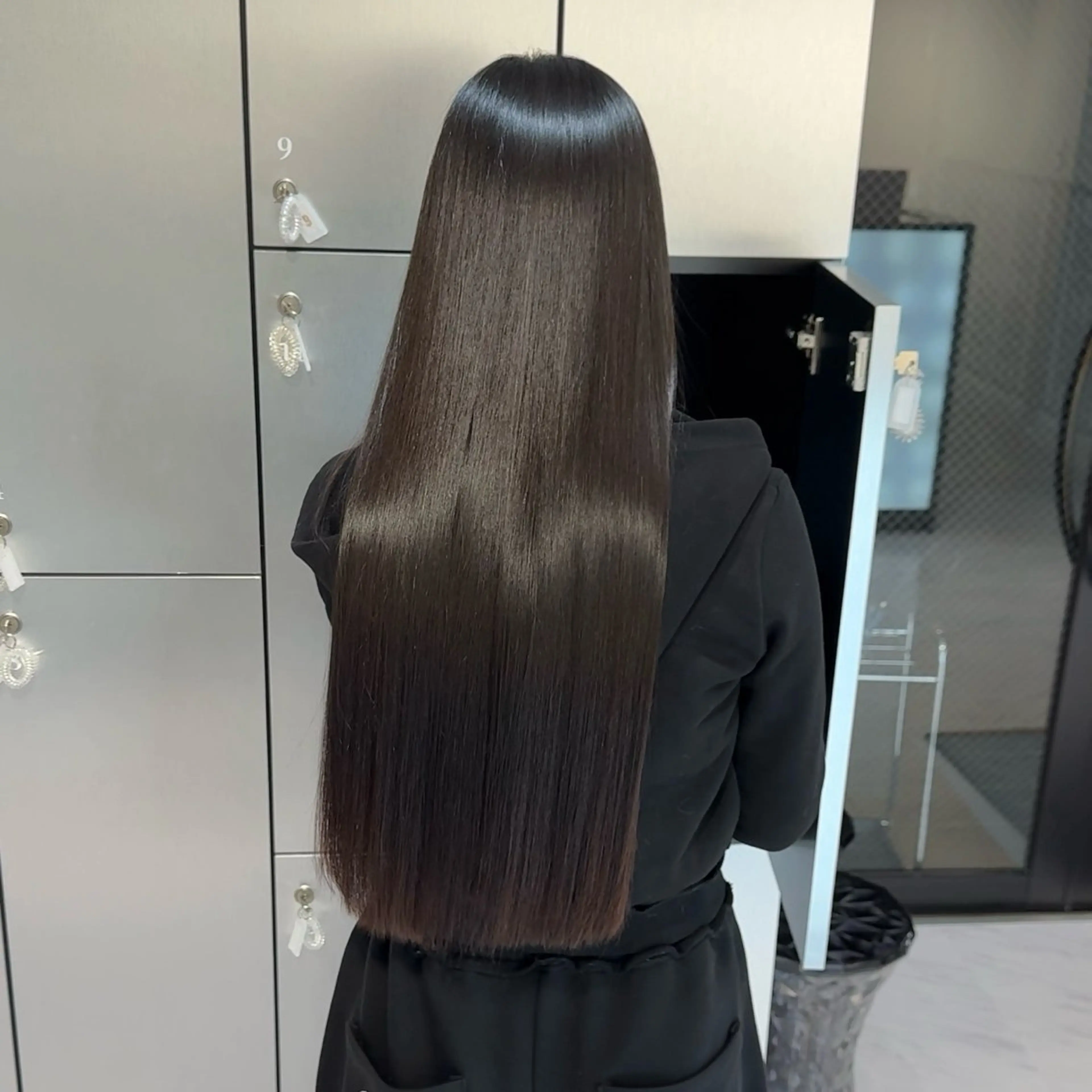 ロング 縮毛矯正 縮毛矯正 RiA/髪質改善/ レイヤーカットのヘアスタイル