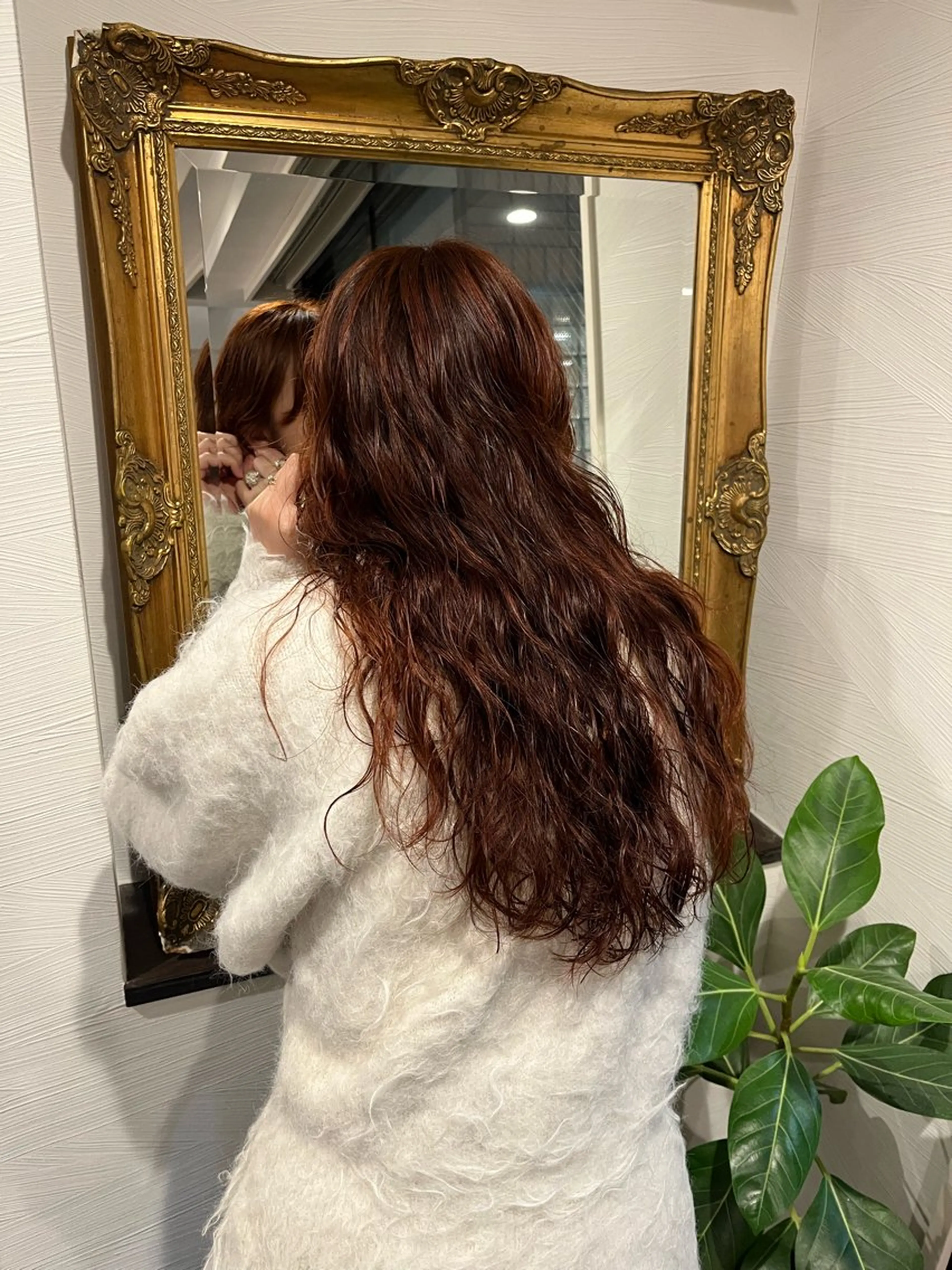 ロング カラー ヘアカラー トリートメント アユミ／ 似合わせカラー／目黒のヘアスタイル