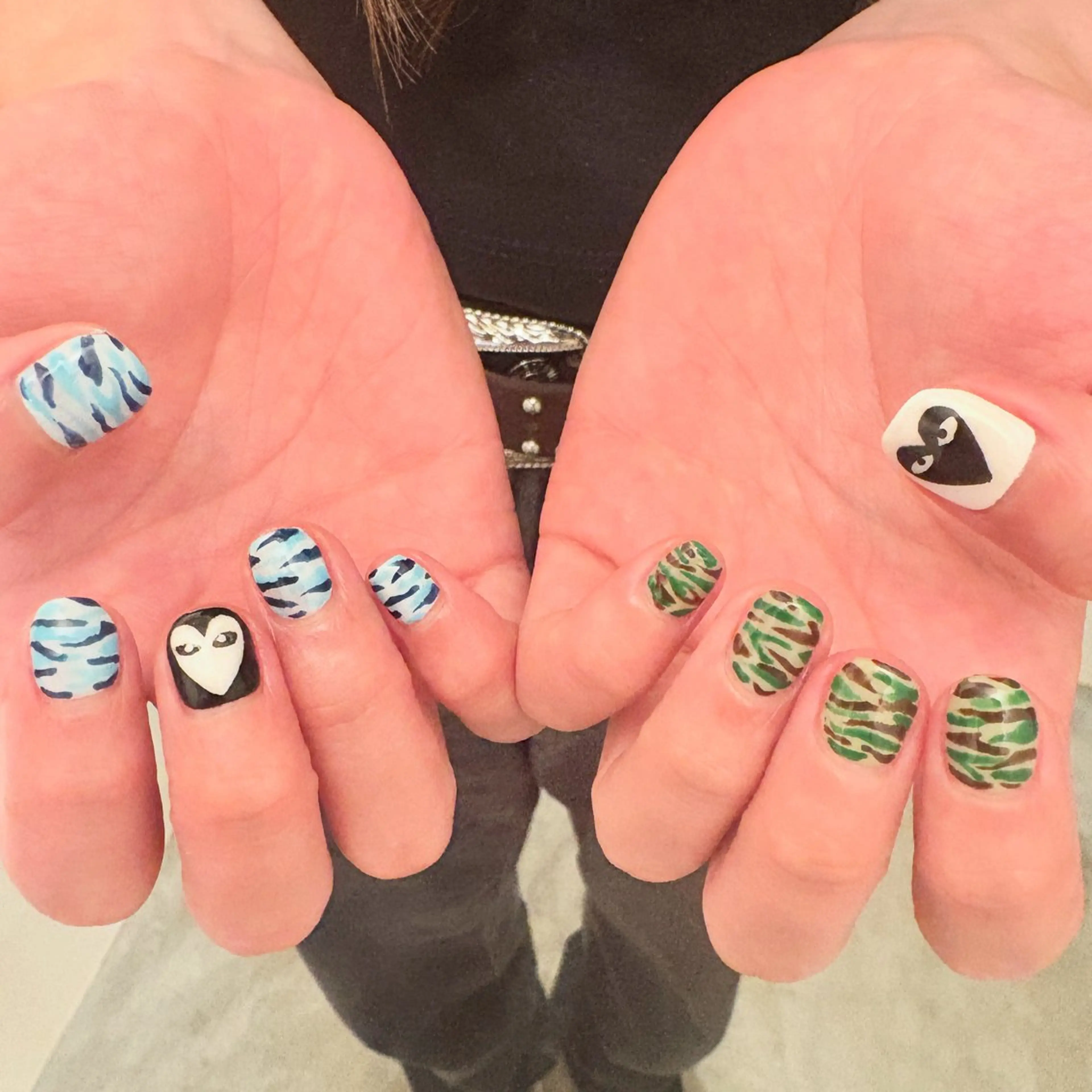 ネイル 持ち込み VIBLISS所属・VIBLISS福岡 tomokoのネイルデザイン