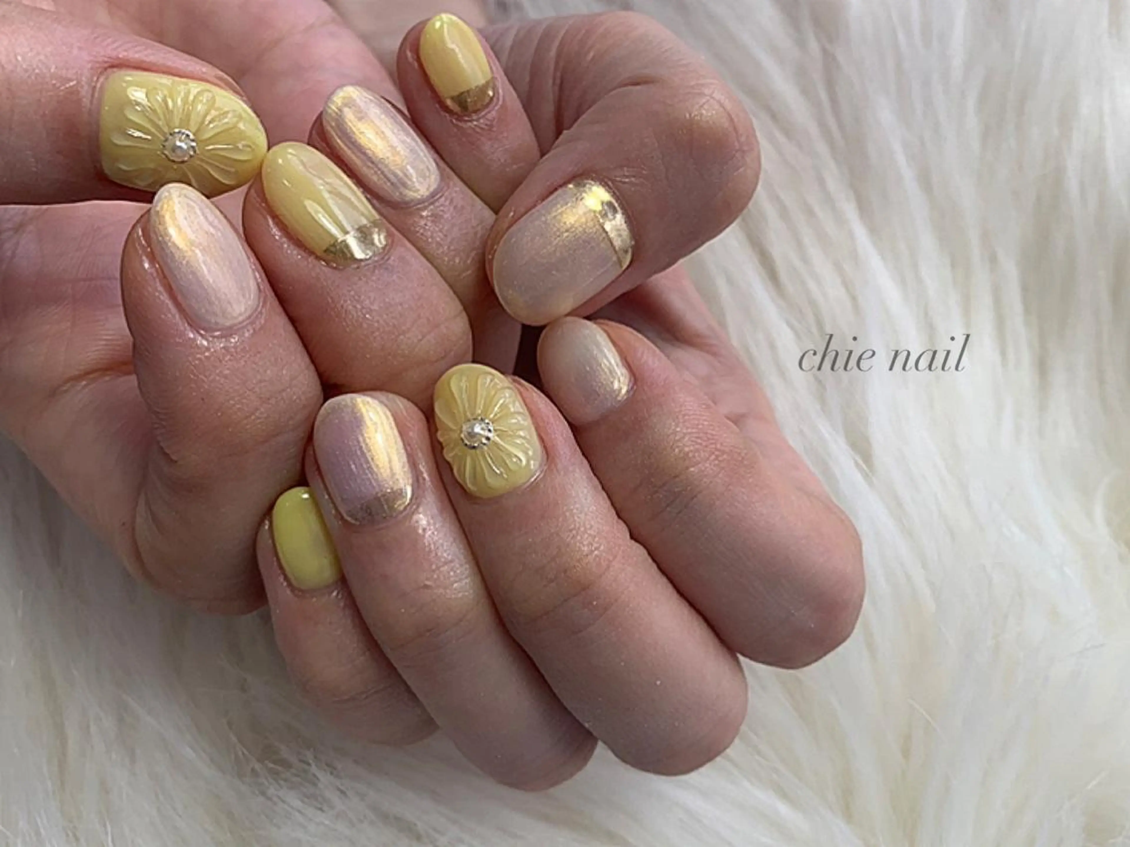 ネイル クリアネイル フラワーネイル ハンドネイル 森ノ宮❤︎ chieのネイルデザイン