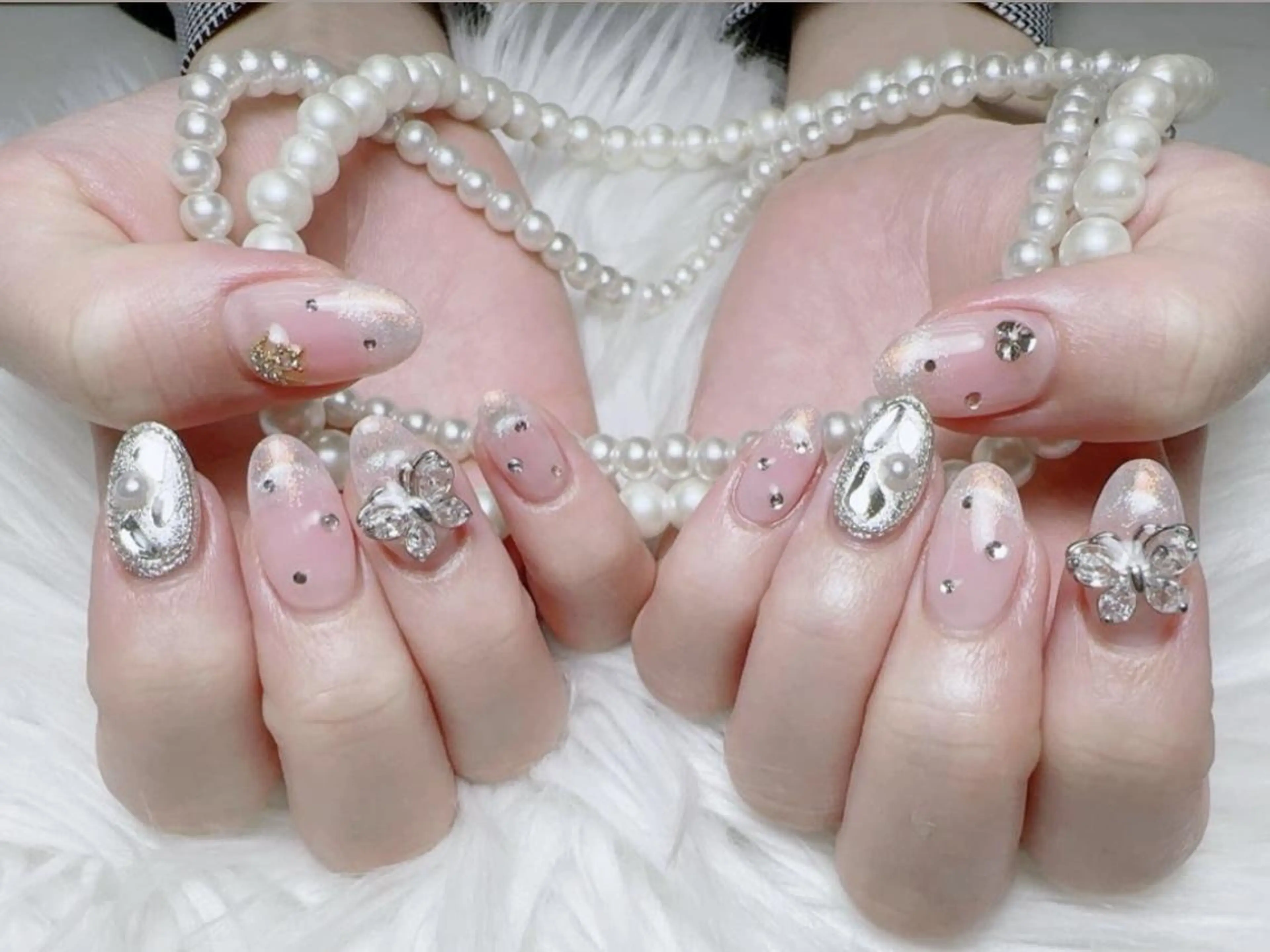 メンズ ネイル アートネイル フレンチネイル ジェルネイル キラキラネイル パラジェル Bloom kabukiのネイルデザイン