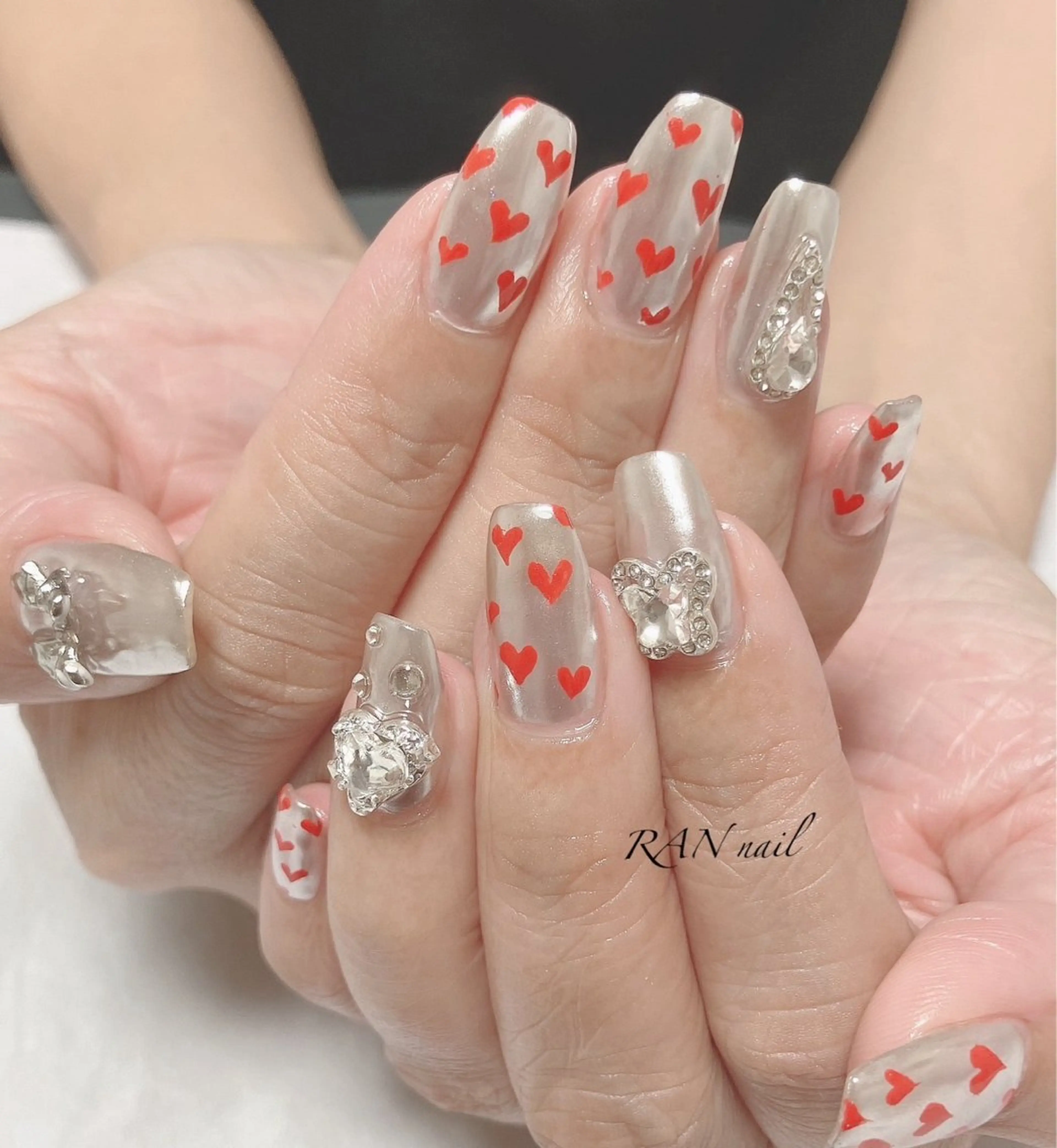 ネイル ジェルネイル ハート ミラーネイル 持ち込み パラジェル RAN nail 〜ランネイル〜所属・RAN nailのネイルデザイン