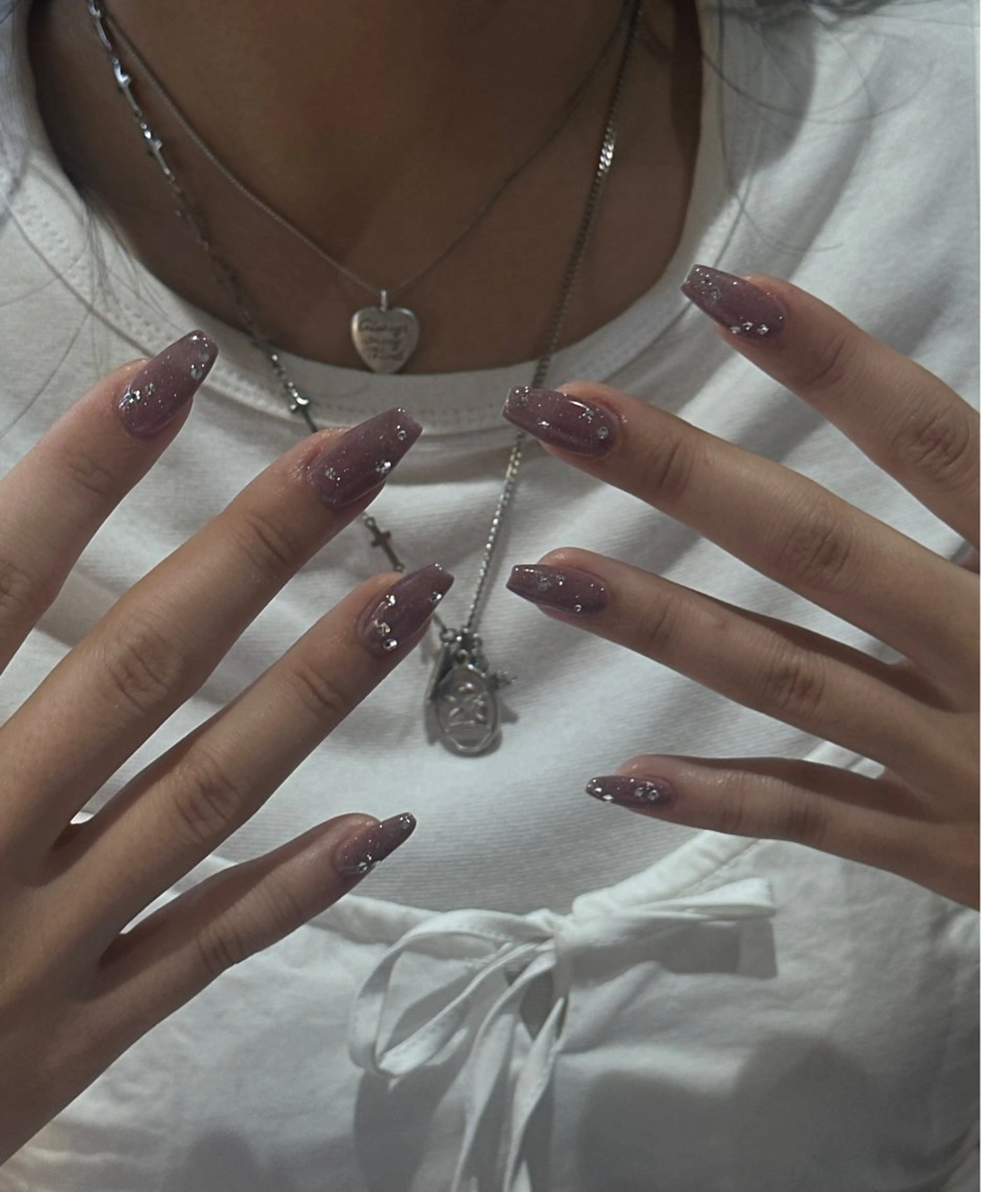 ネイル シンプルネイル ♱˖⁺ 𝒎𝒐𝒑𝒊 ⁺のネイルデザイン