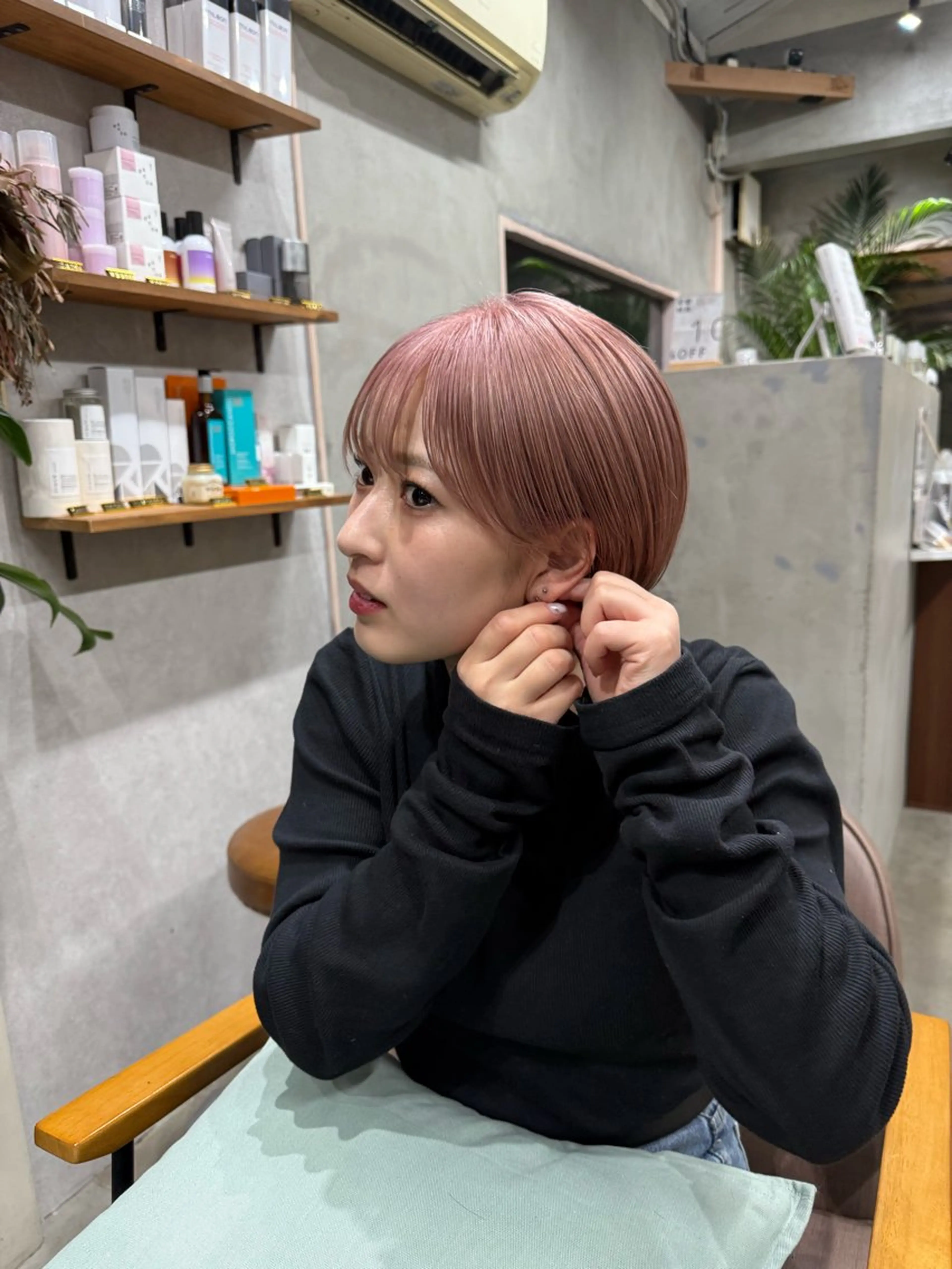 ショート カラー ハイトーンカラー ピンクカラー ショートヘア U-fuショート 伊藤拓海のヘアスタイル