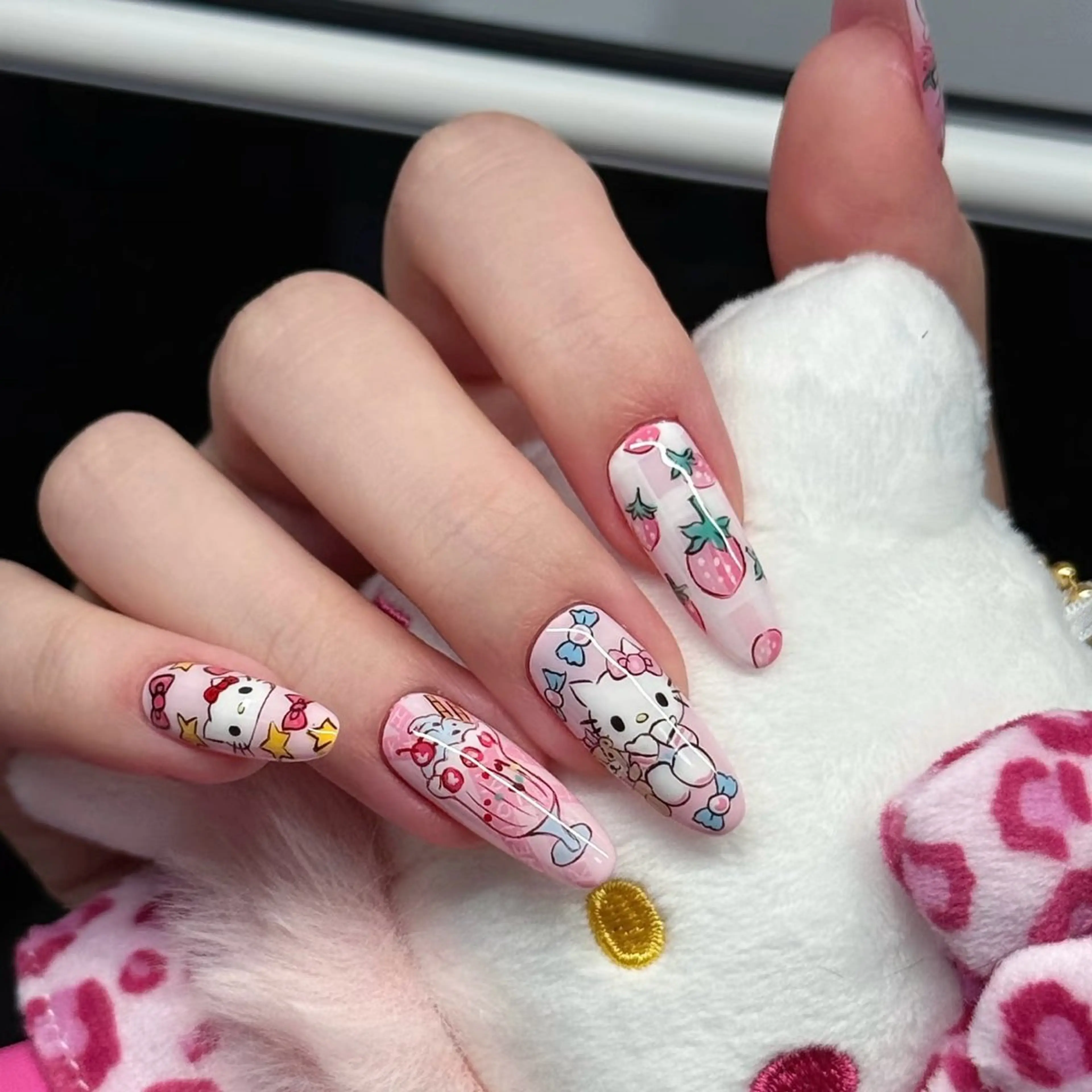 💜痛ネイル💅💜キャラクター描くデザインOK💜🆗の写真