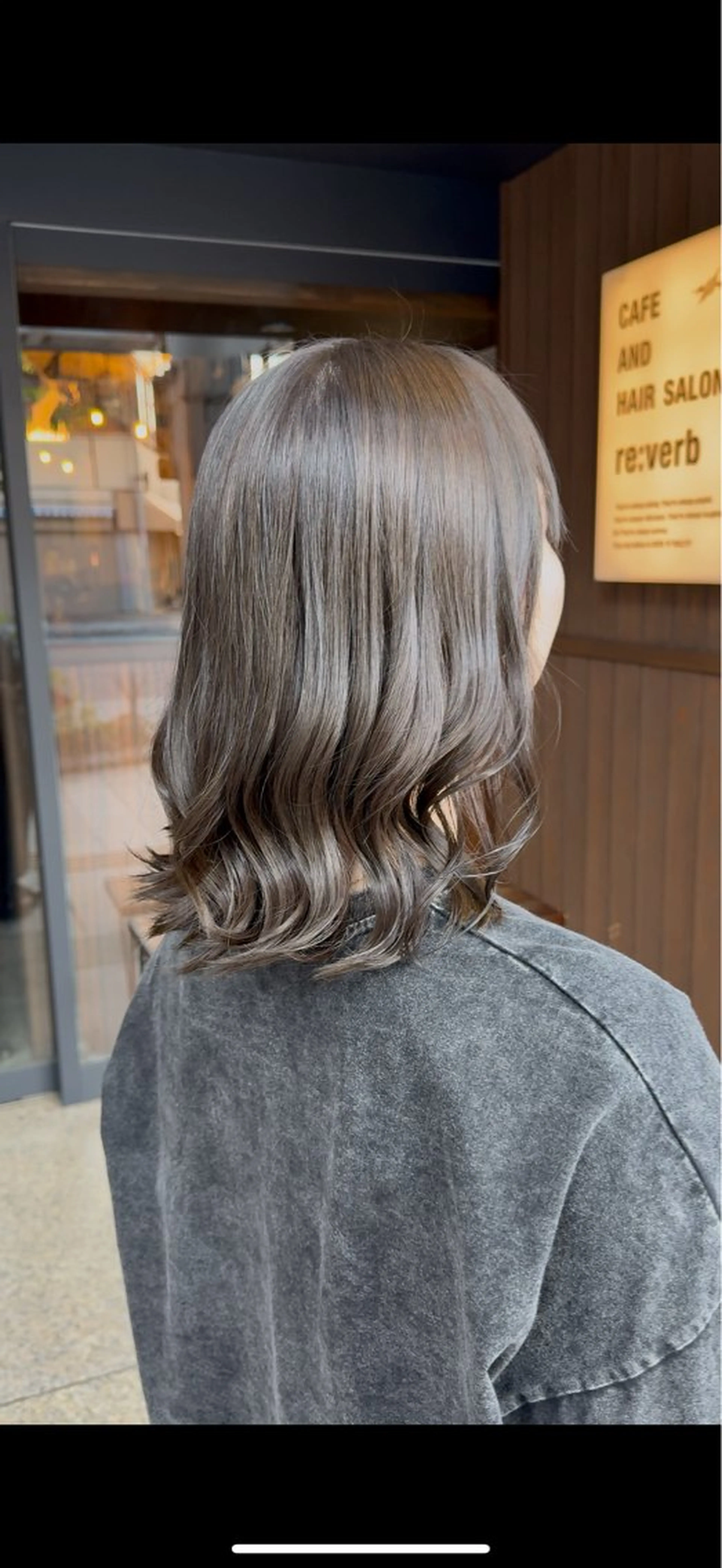 ミディアム カラー グレージュ トリートメント ヒナ子🦋 ブリーチカラーのヘアスタイル