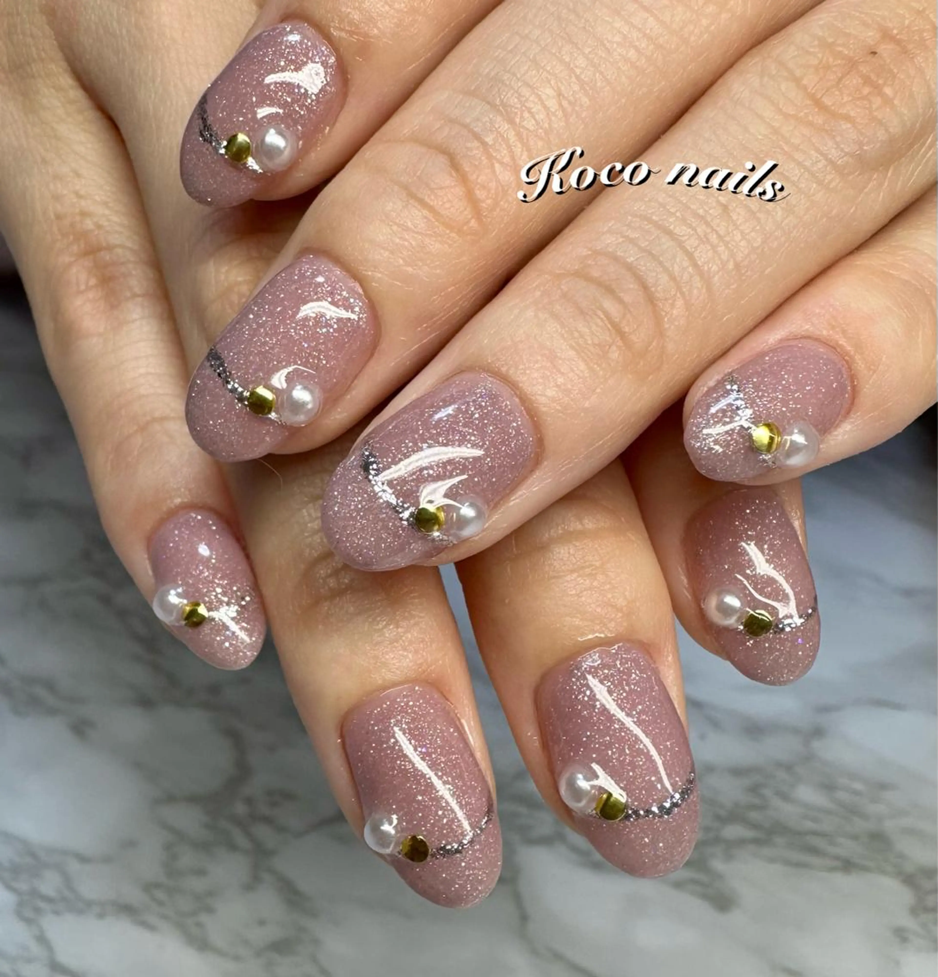 ネイル ラメ(グリッター) シンプルネイル M.N_ nailのネイルデザイン