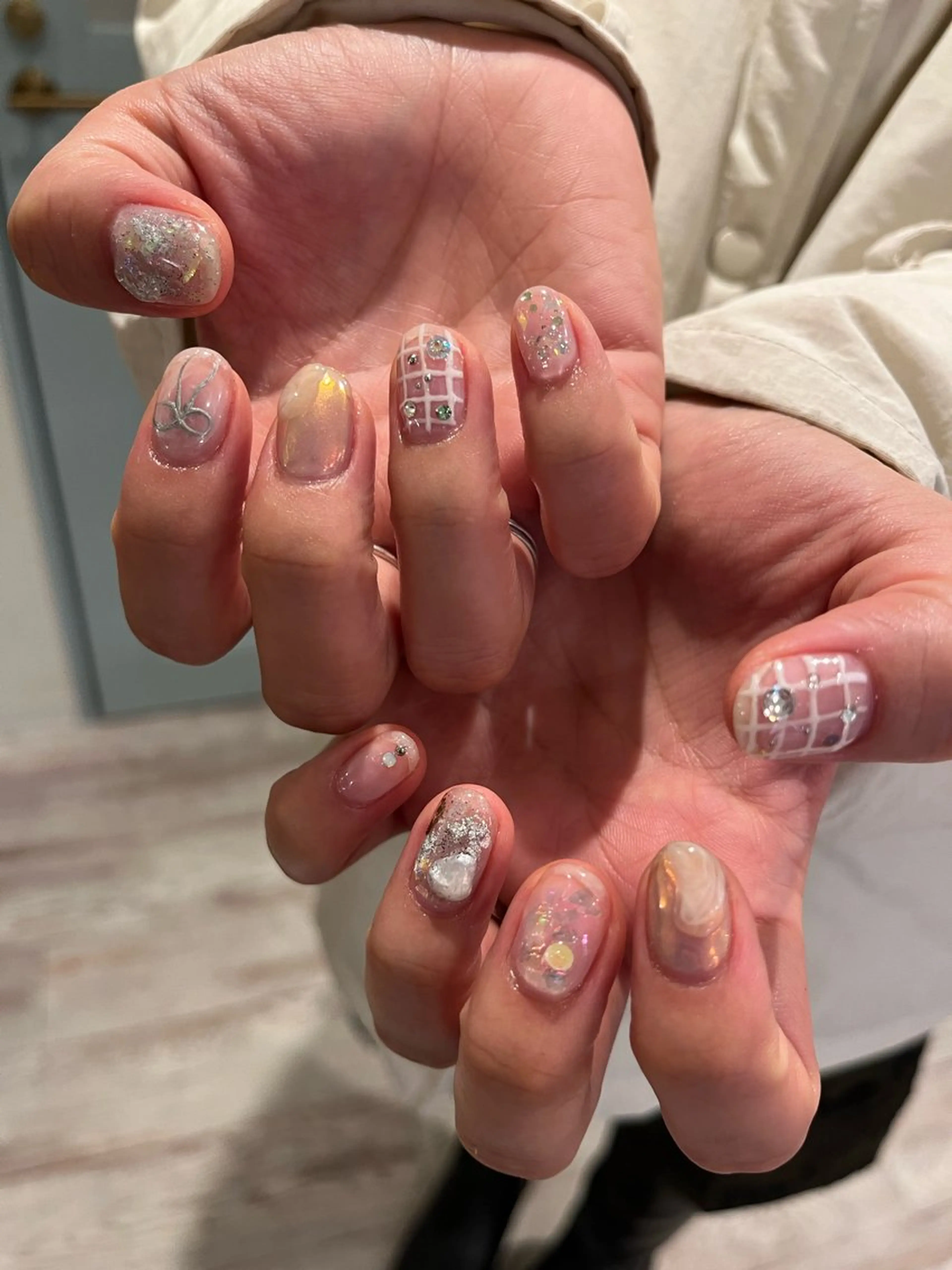 ネイル 持ち込み une／YUKINA 🫧大人nuanceのネイルデザイン