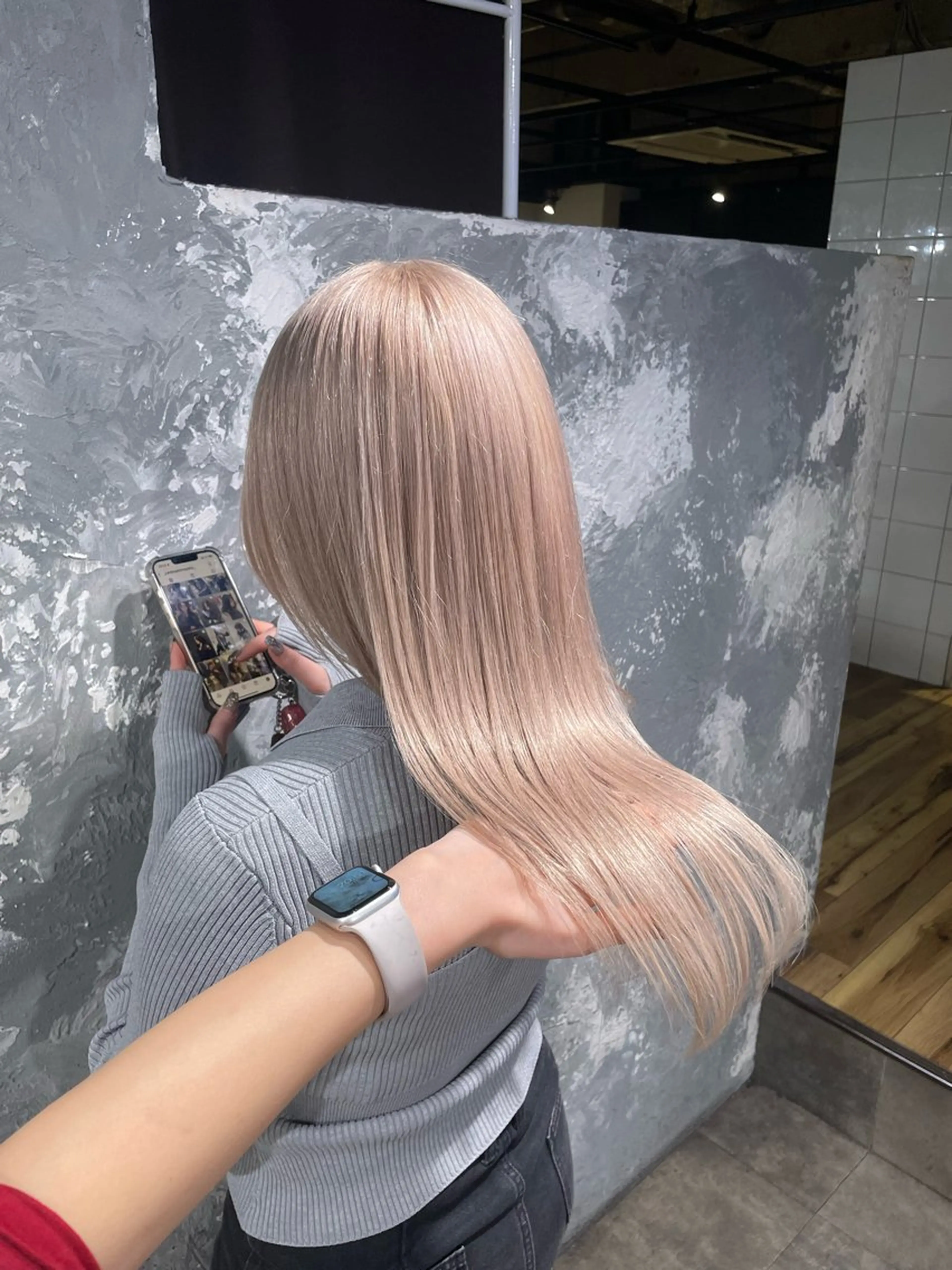 セミロング カラー ヘアカラー ハイトーン 横浜💞ミオのヘアスタイル