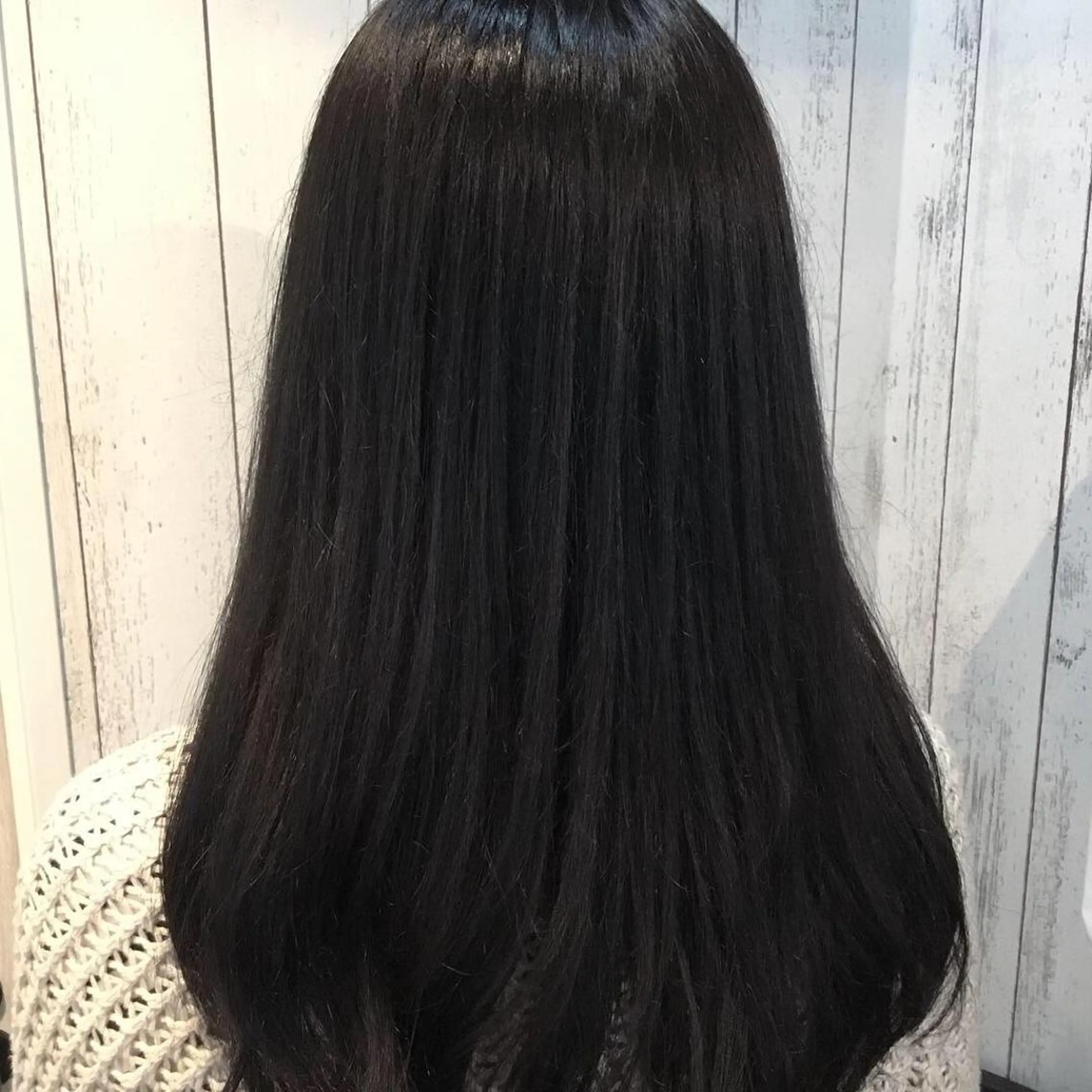 ロング カラー パーマ embrace エンブレイスのヘアスタイル