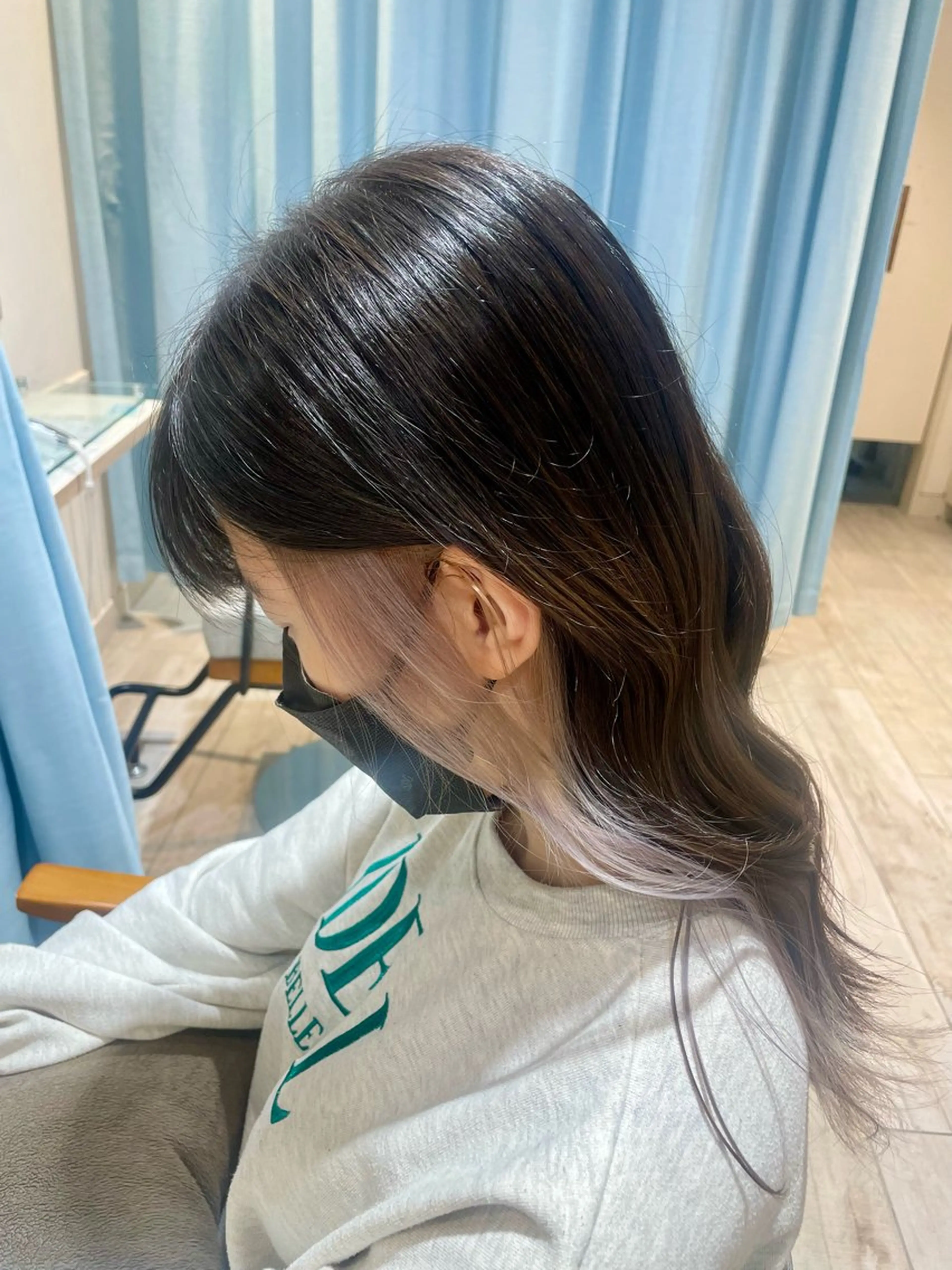 カラー ベージュカラー インナーカラー ホワイトベージュ 韓国レイヤー/ハイト ーン🎀mizukiのヘアスタイル