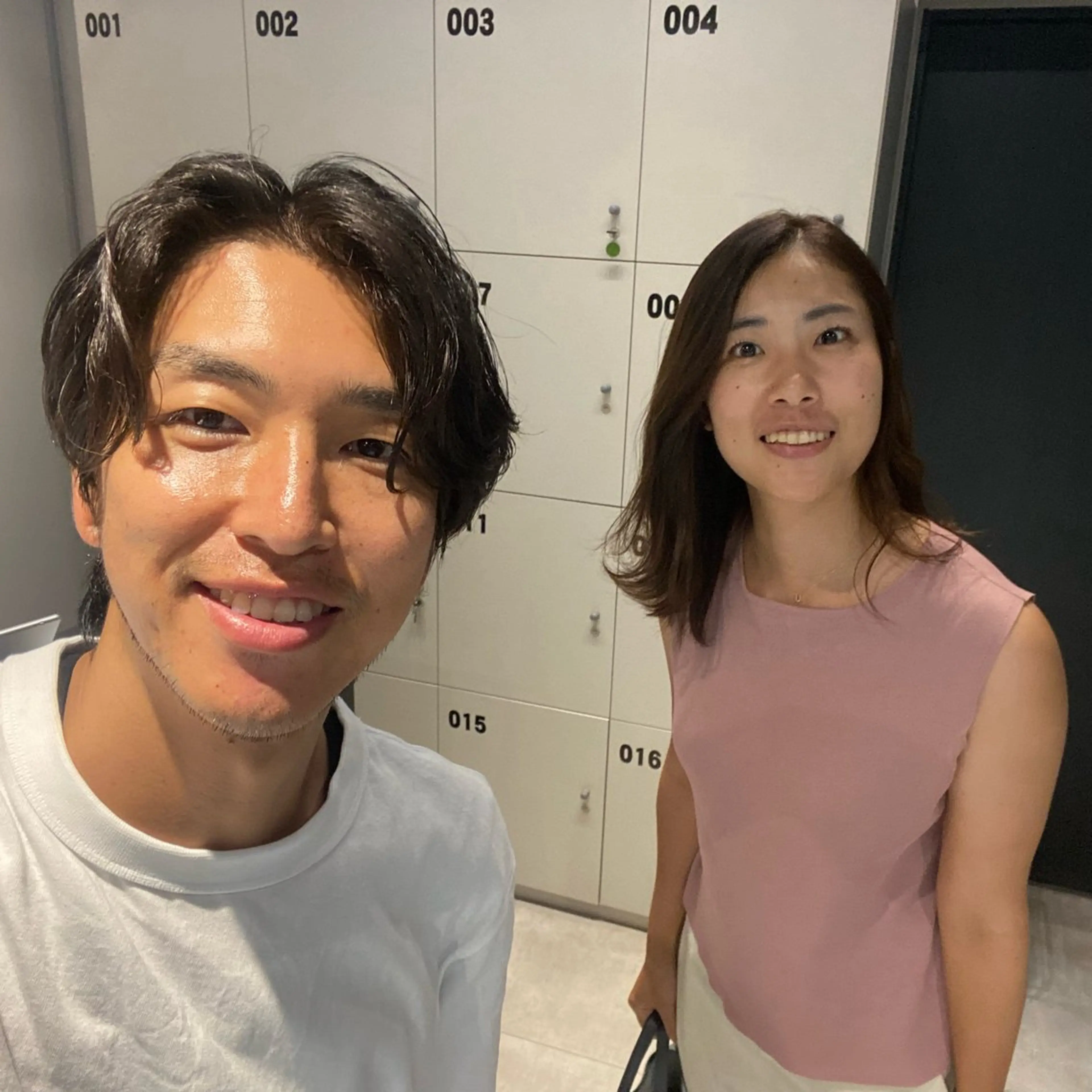 ミディアム ミディアムパーマ ハイライト 髪質改善 レイヤーカット カット ヘアカラー トリートメント また会いたくなる 美容師【KENTA】のヘアスタイル