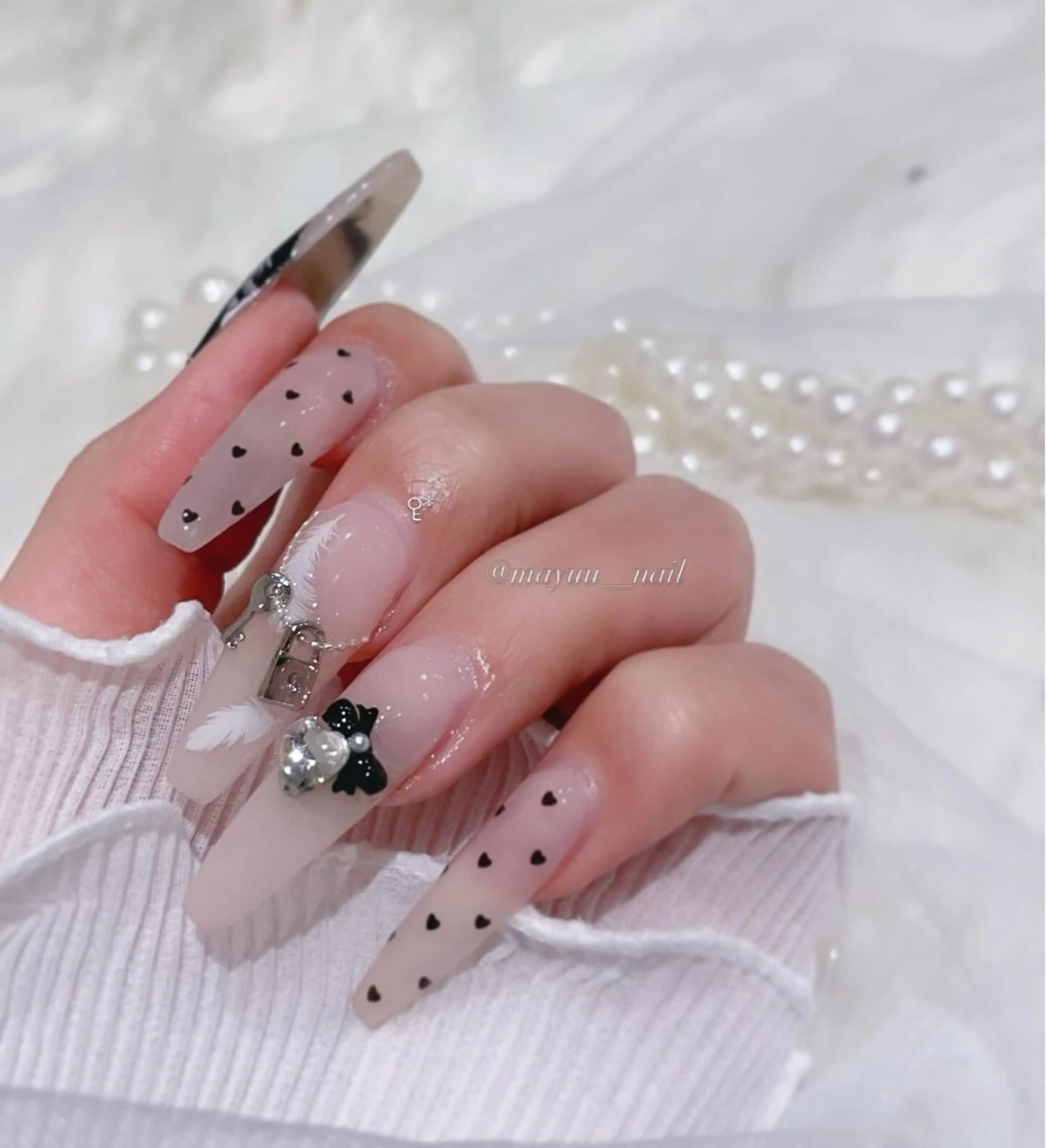 ネイル ハンドネイル 🎀 Mayu 🎀痛ネイルのネイルデザイン