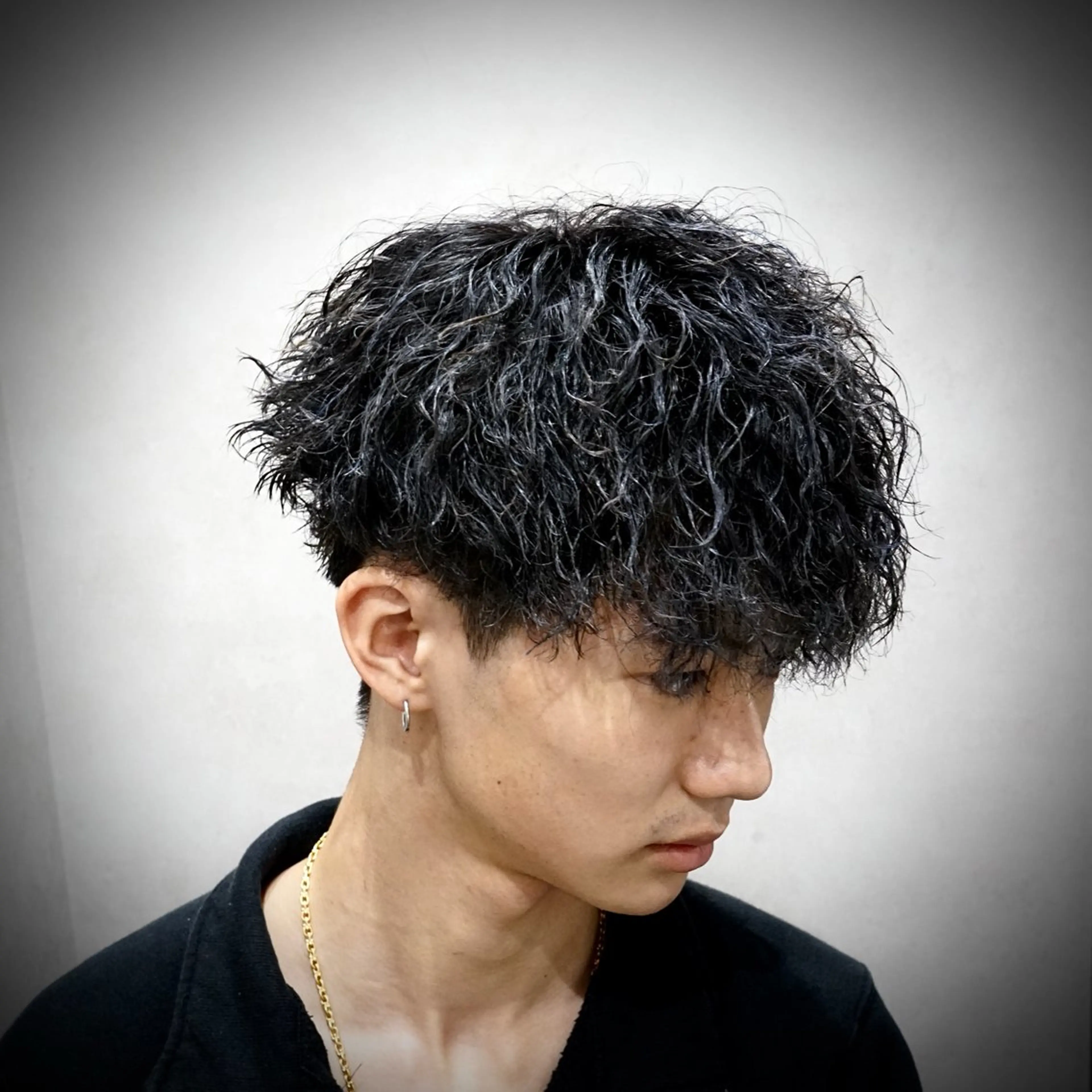 メンズ マッシュ カット パーマ 革命🔥ツイスパ/フ ェザー特化SHOTAのヘアスタイル