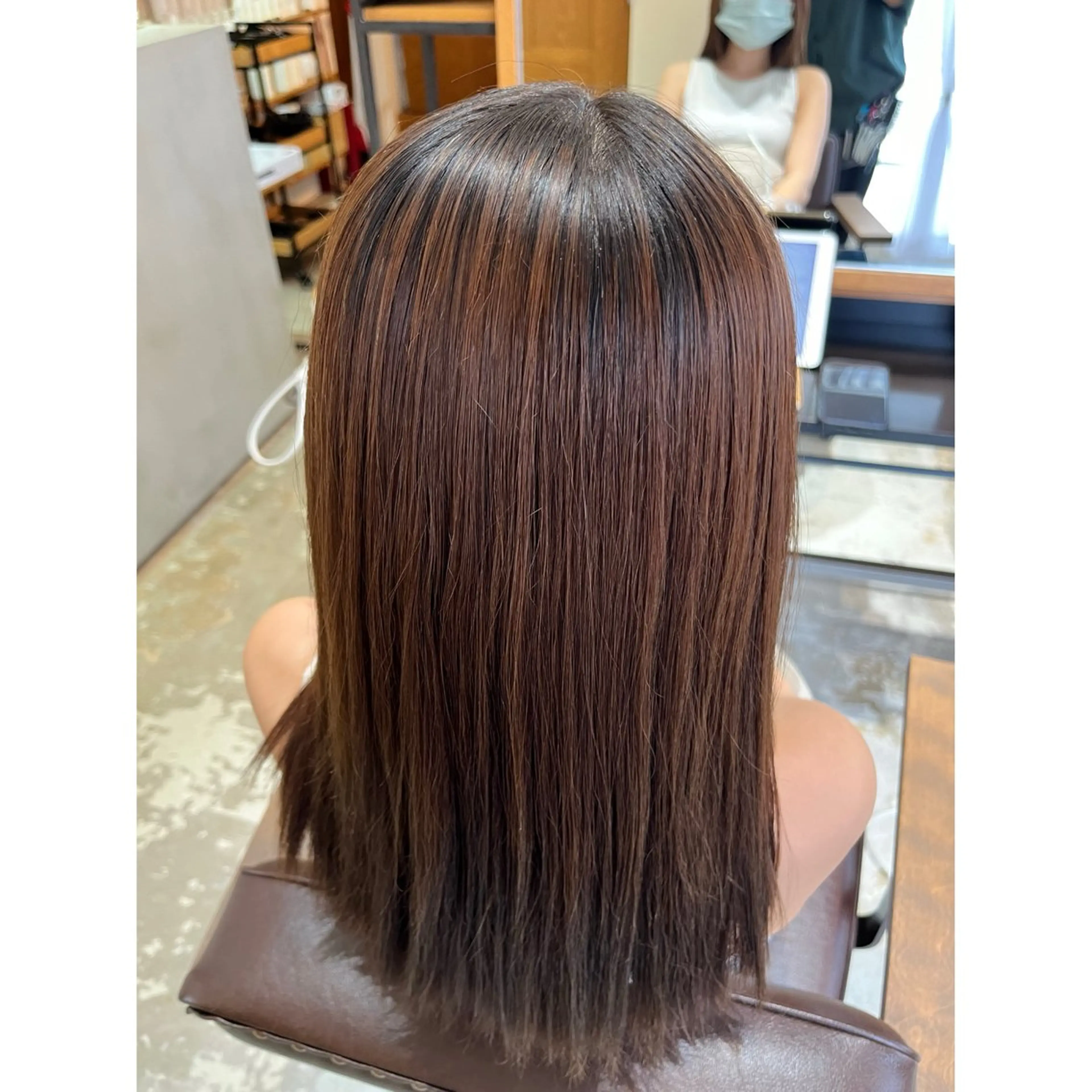 ミディアム 喜友名洸季 anoneのヘアスタイル