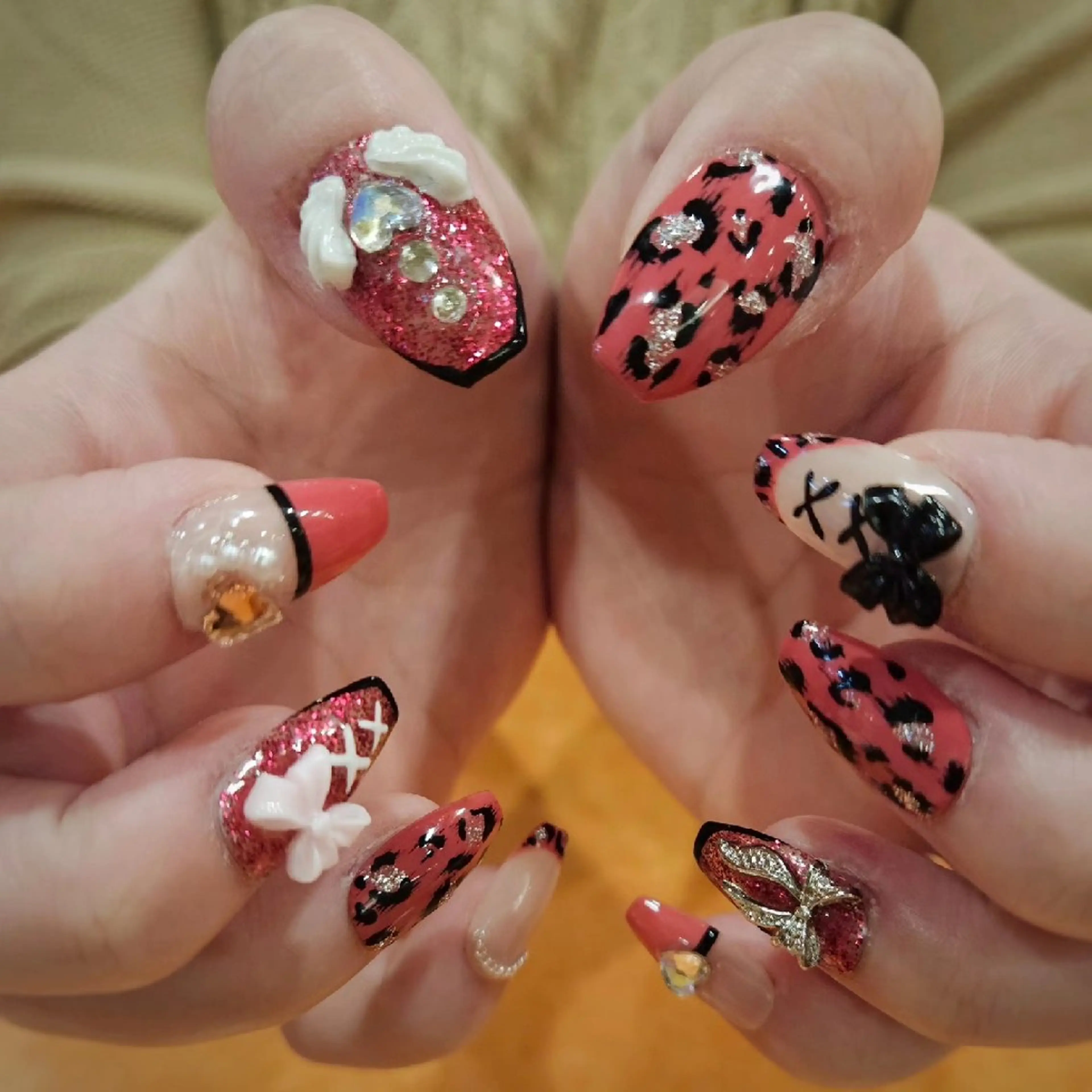 ネイル ハンドネイル Y. Saoriのネイルデザイン