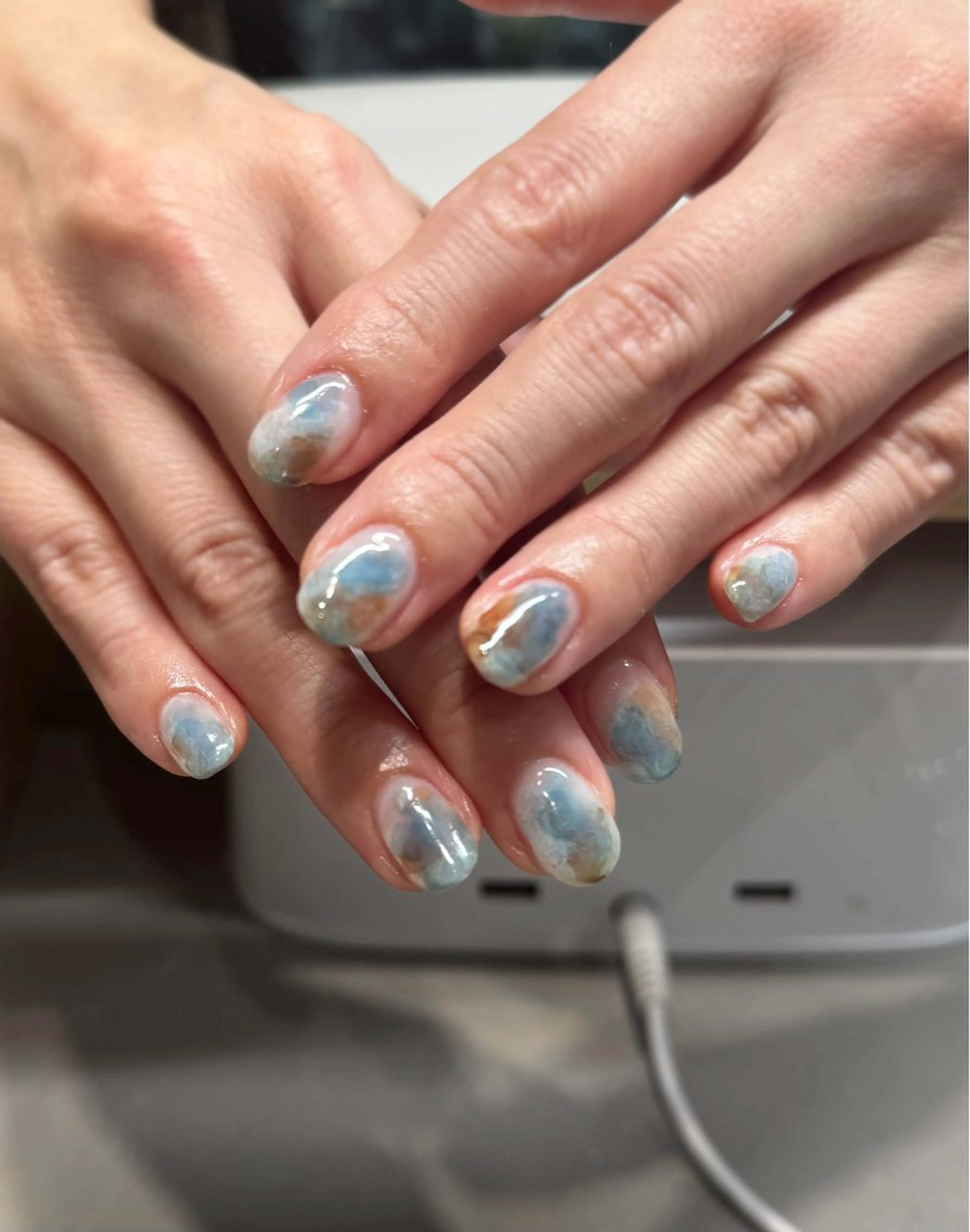 ネイル ニュアンスネイル ハンドネイル &robe 銀座店 mayuのネイルデザイン