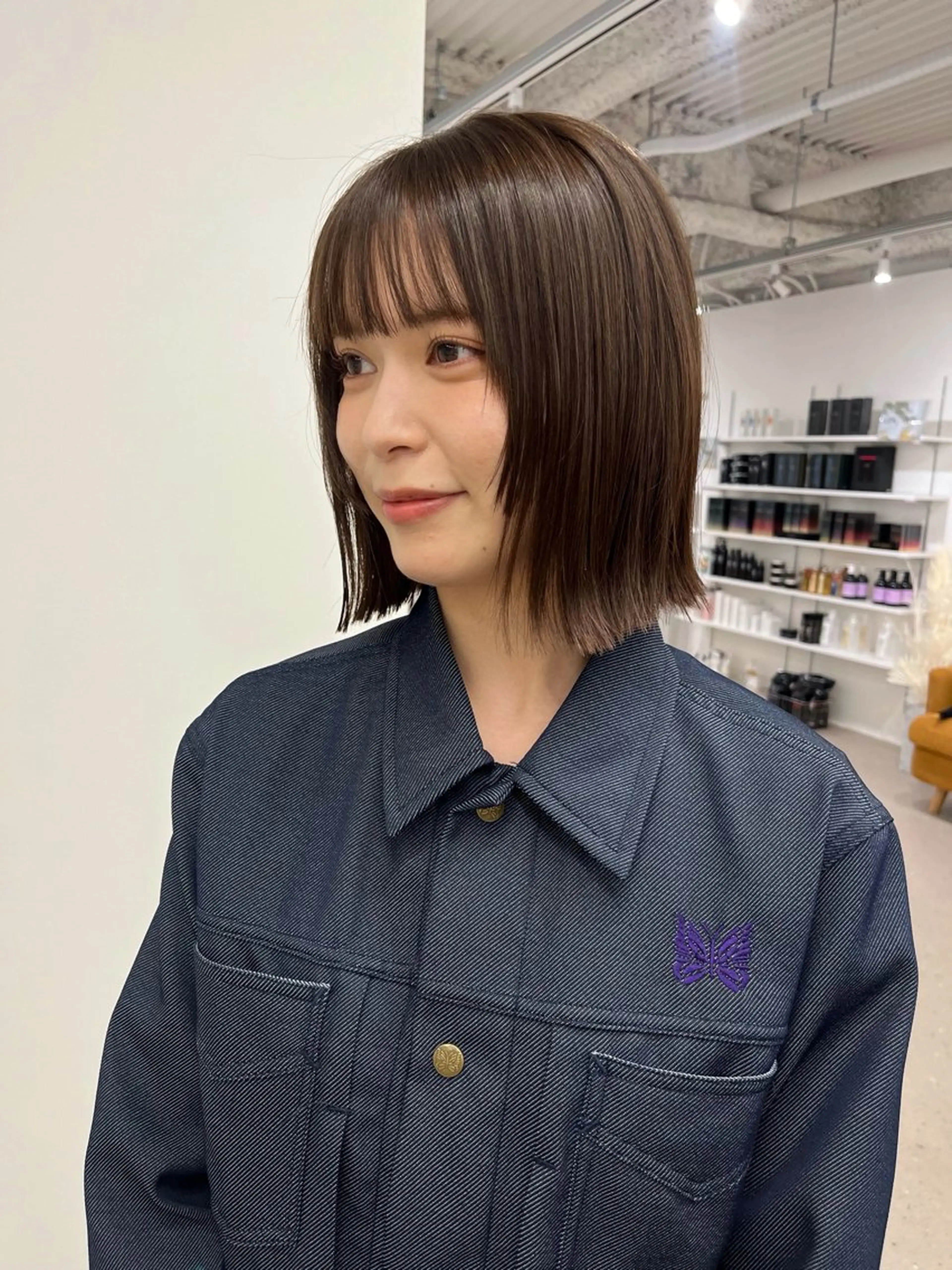 カラー 阪本 桃のヘアスタイル