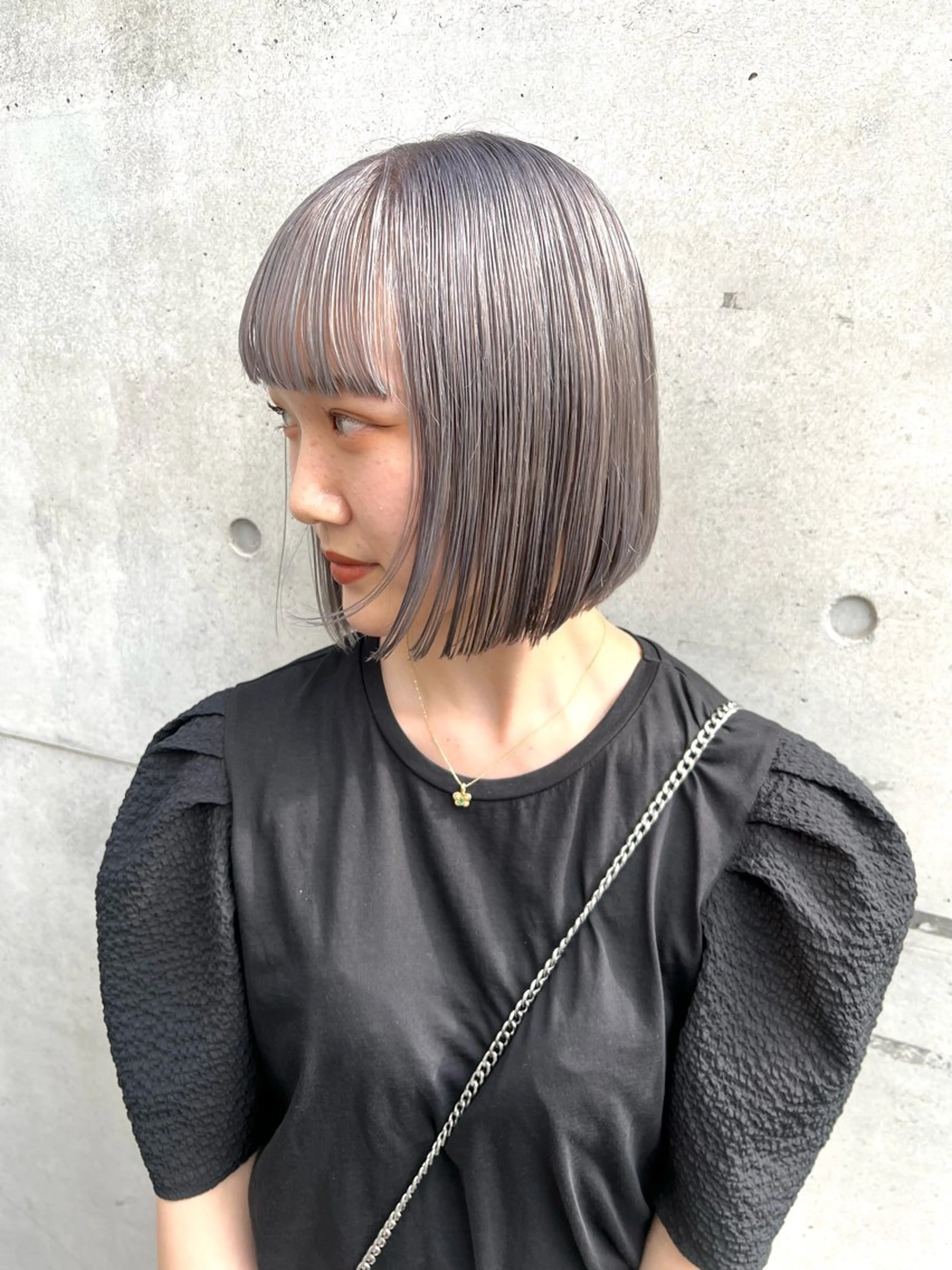 ミディアム カラー カット ヘアカラー トリートメント 宮川 日菜子のヘアスタイル