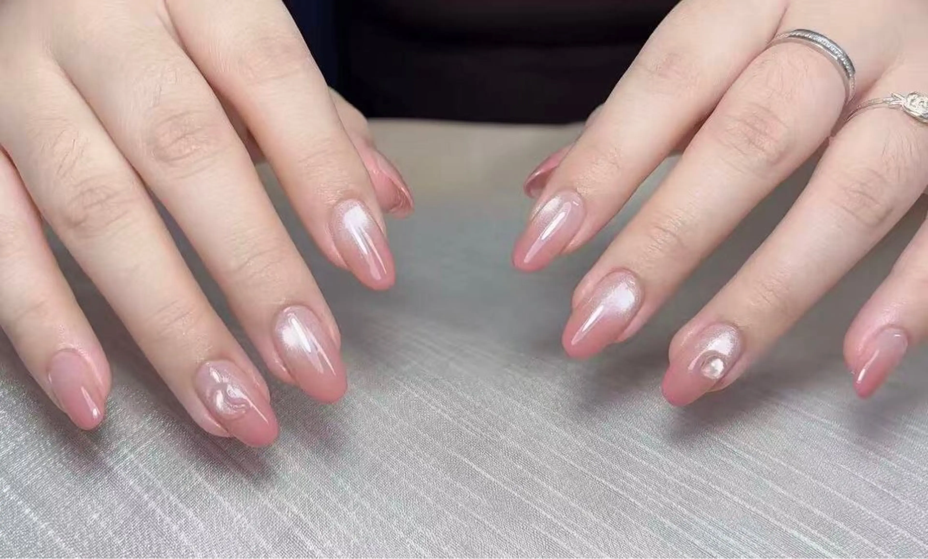 ネイル 小 雨のネイルデザイン