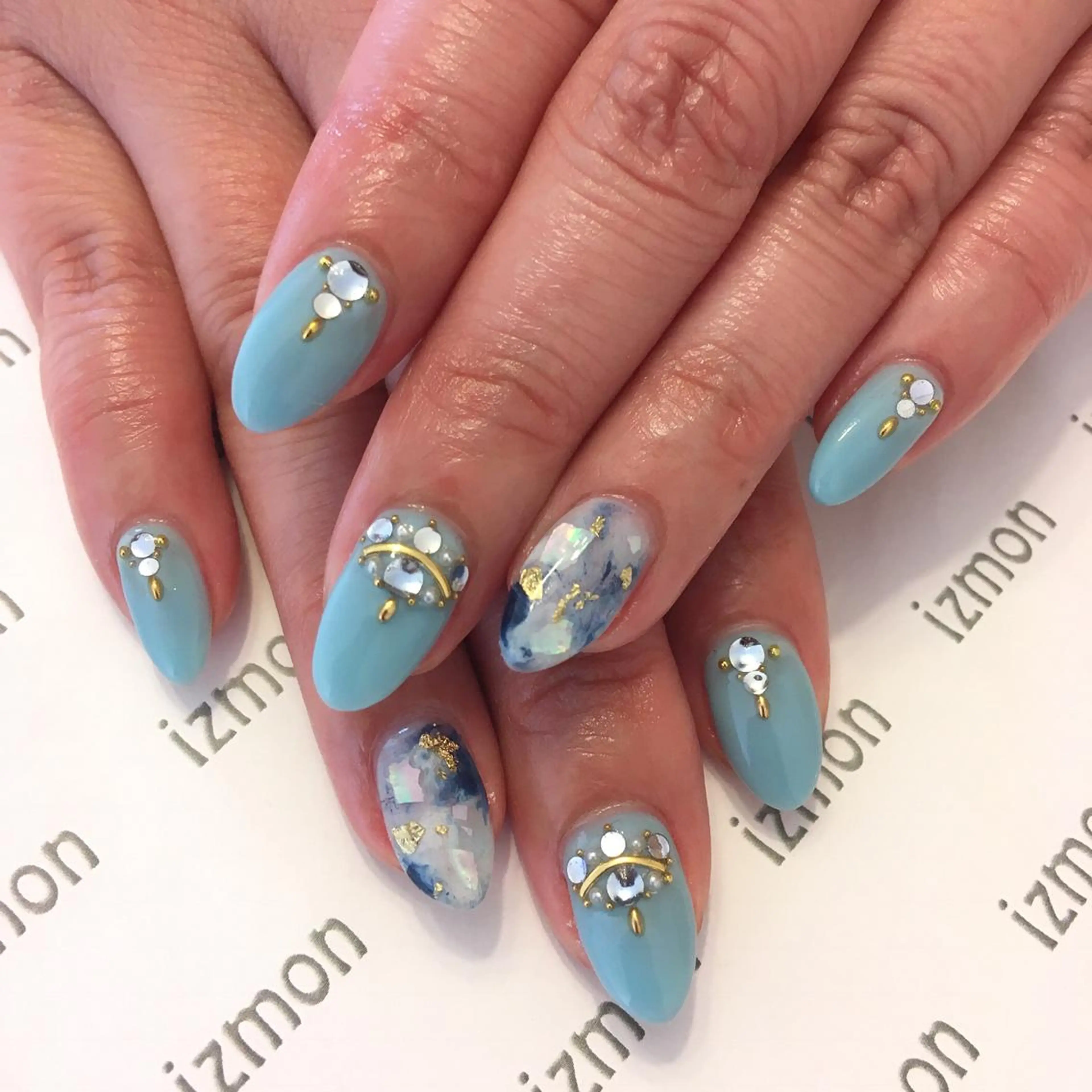 ネイル izmon所属・🦋izmon nailstudioのネイルデザイン