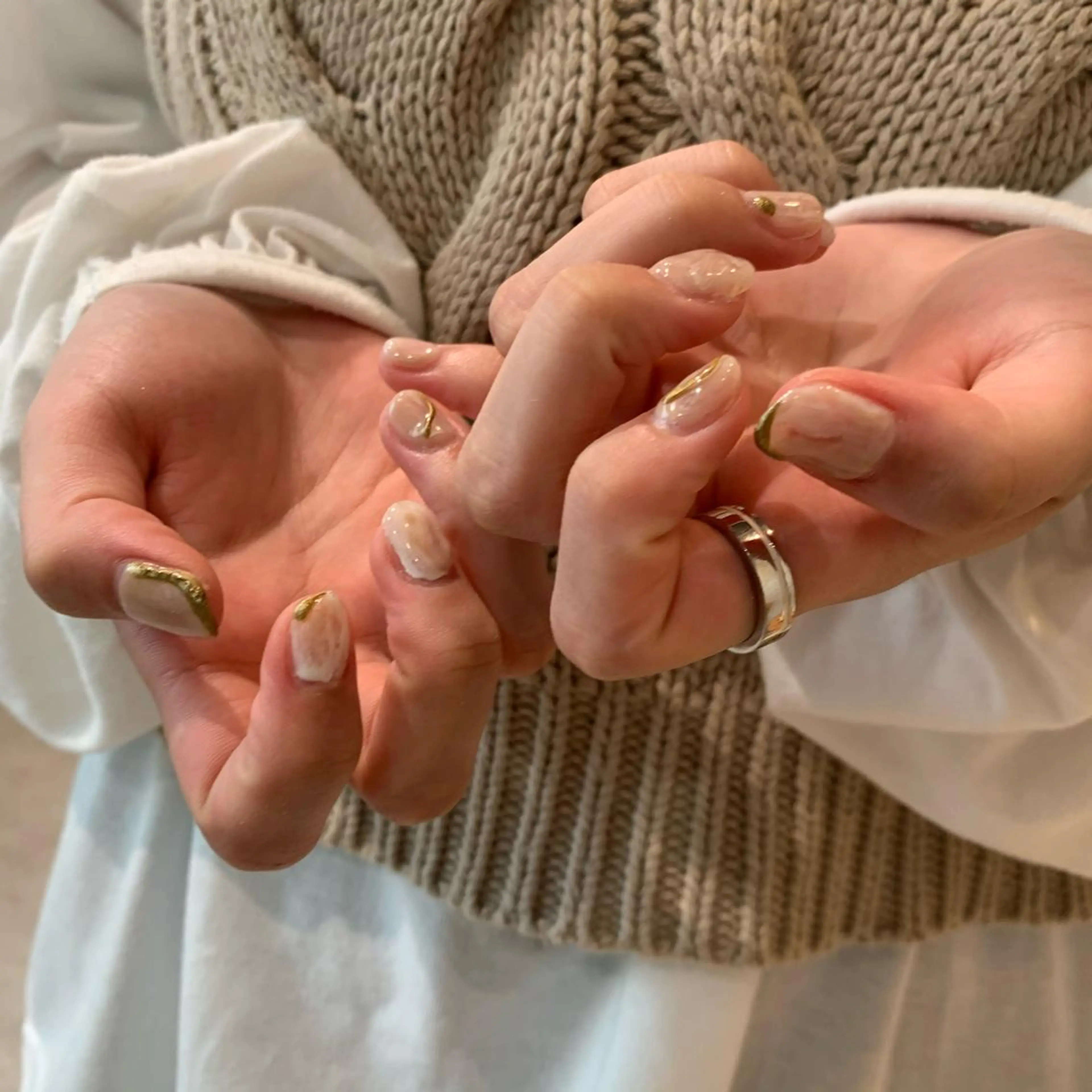 ネイル AO所属・RISAKO 艶髪モテヘア🎀府中のヘアスタイル