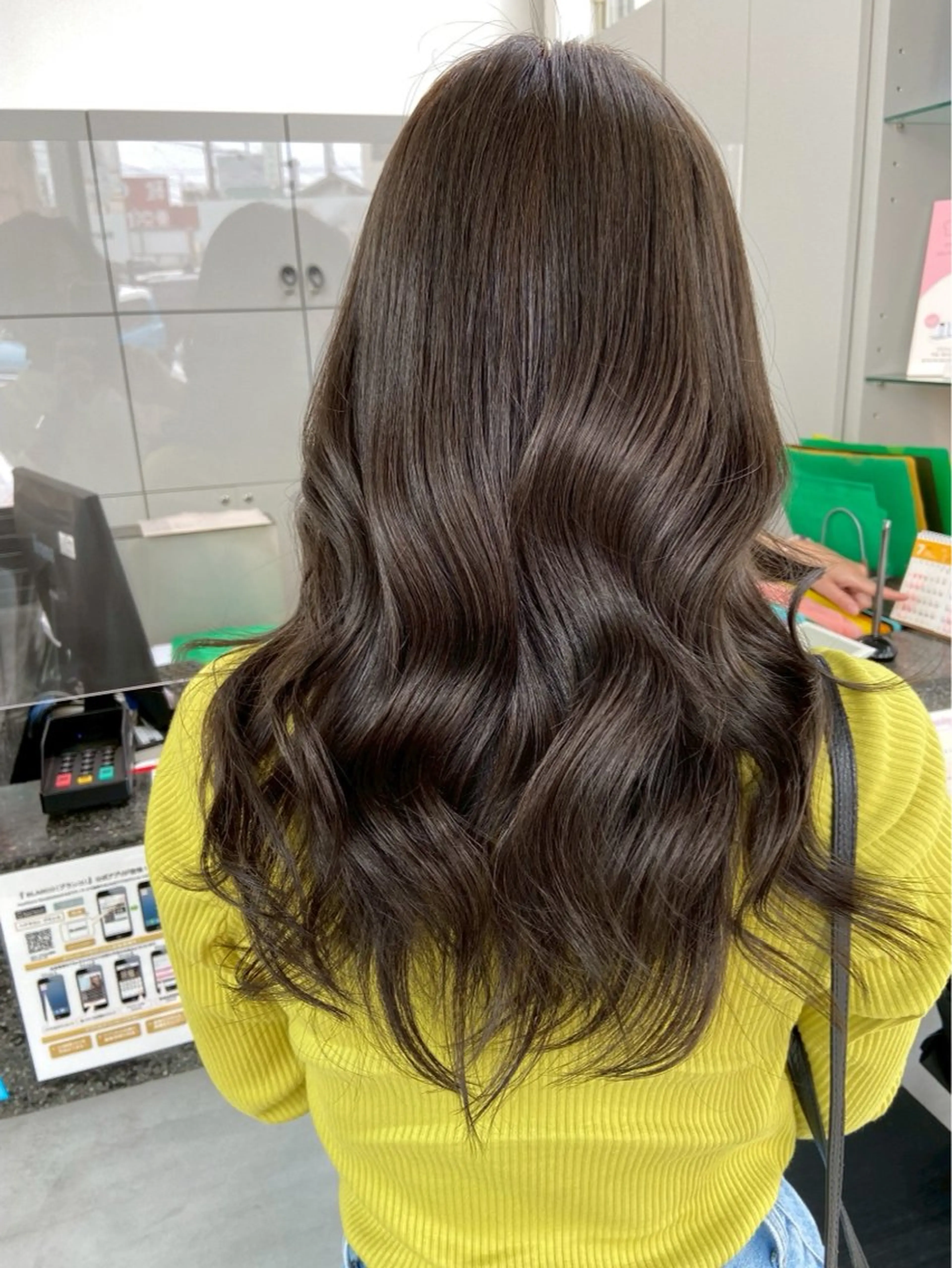 ロング カラー 美髪矯正🍀 似合わせカット渡邊のヘアスタイル