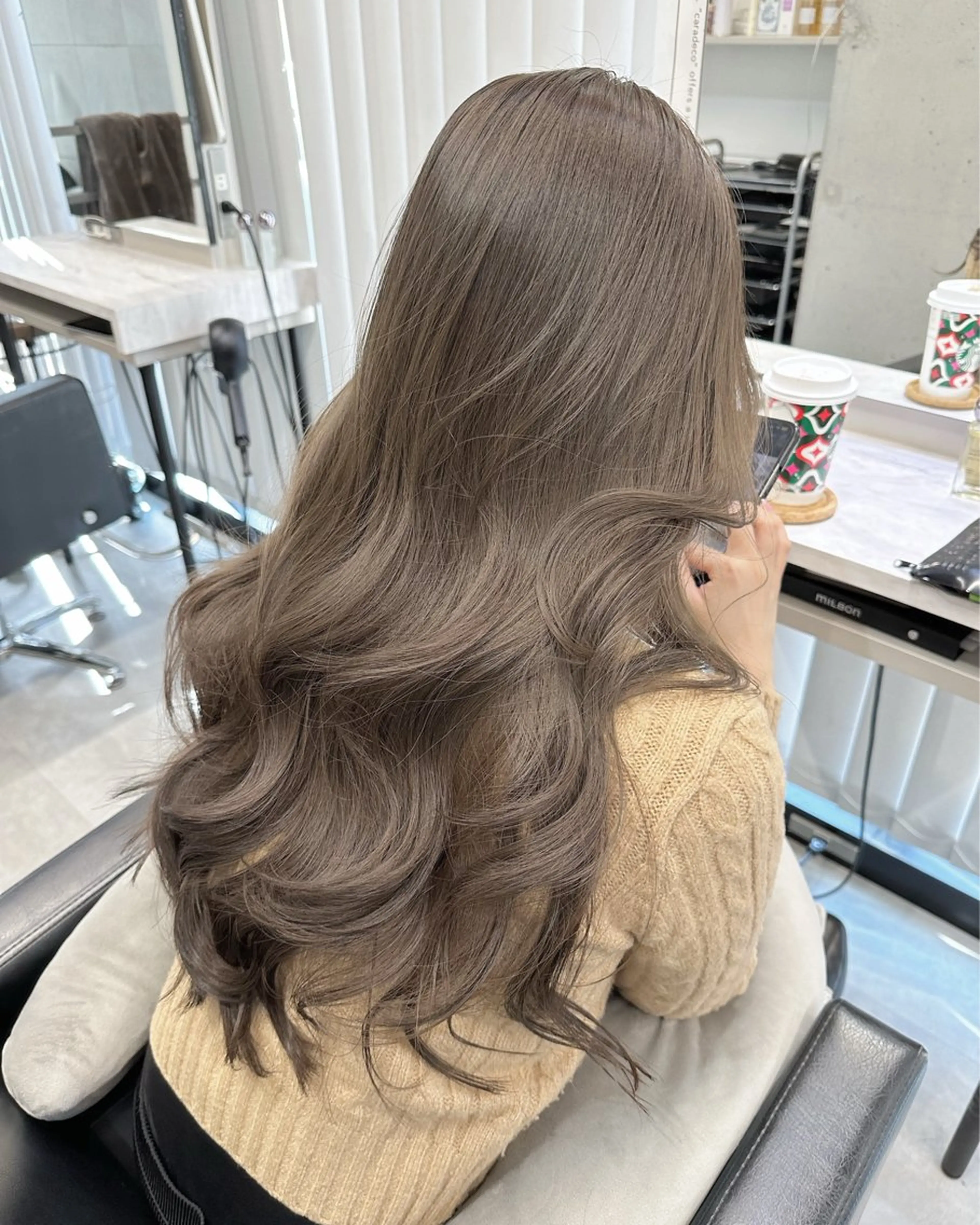 【人気No.1】カット＋透明感カラー＋4stepグロスケアトリートメント(超音波アイロン使用)の写真