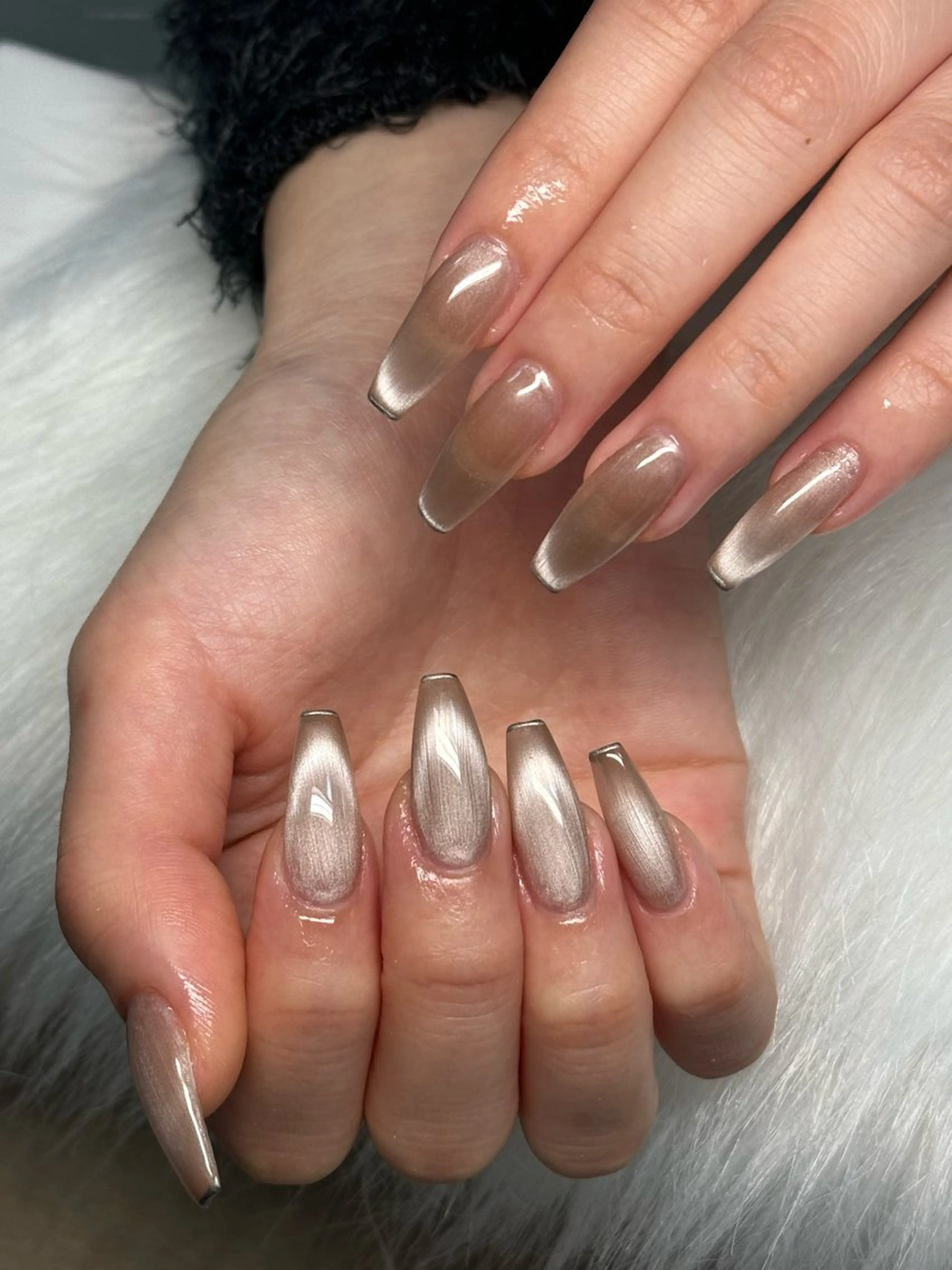 ネイル オーロラネイル フレンチネイル ジェルネイル ハロウィン キラキラネイル ハンドネイル H.baby Nail Salonのネイルデザイン