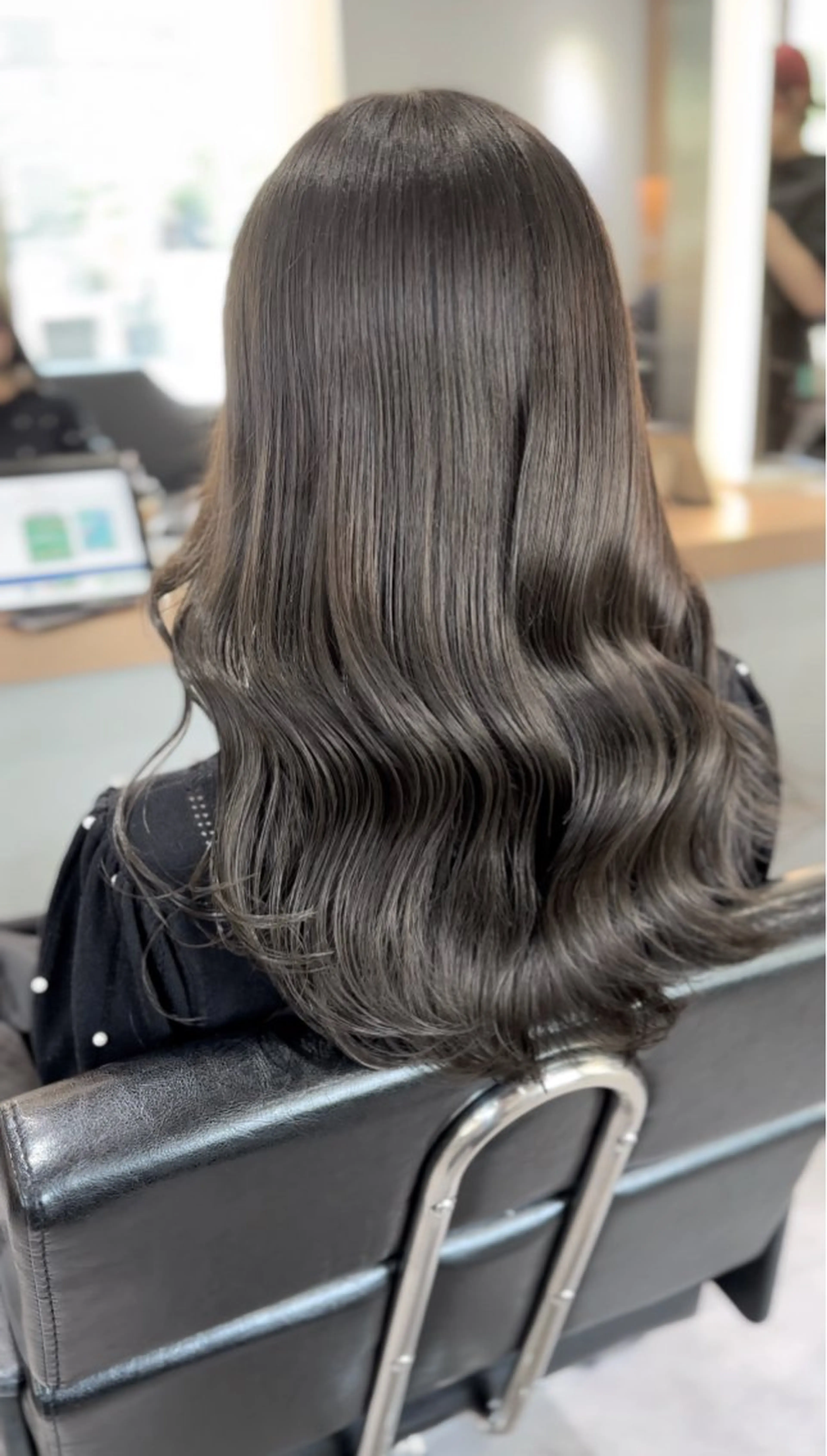 セミロング カラー ブリーチ カット ヘアカラー トリートメント レイヤーカット/ ブリーチカラー/雅人のヘアスタイル