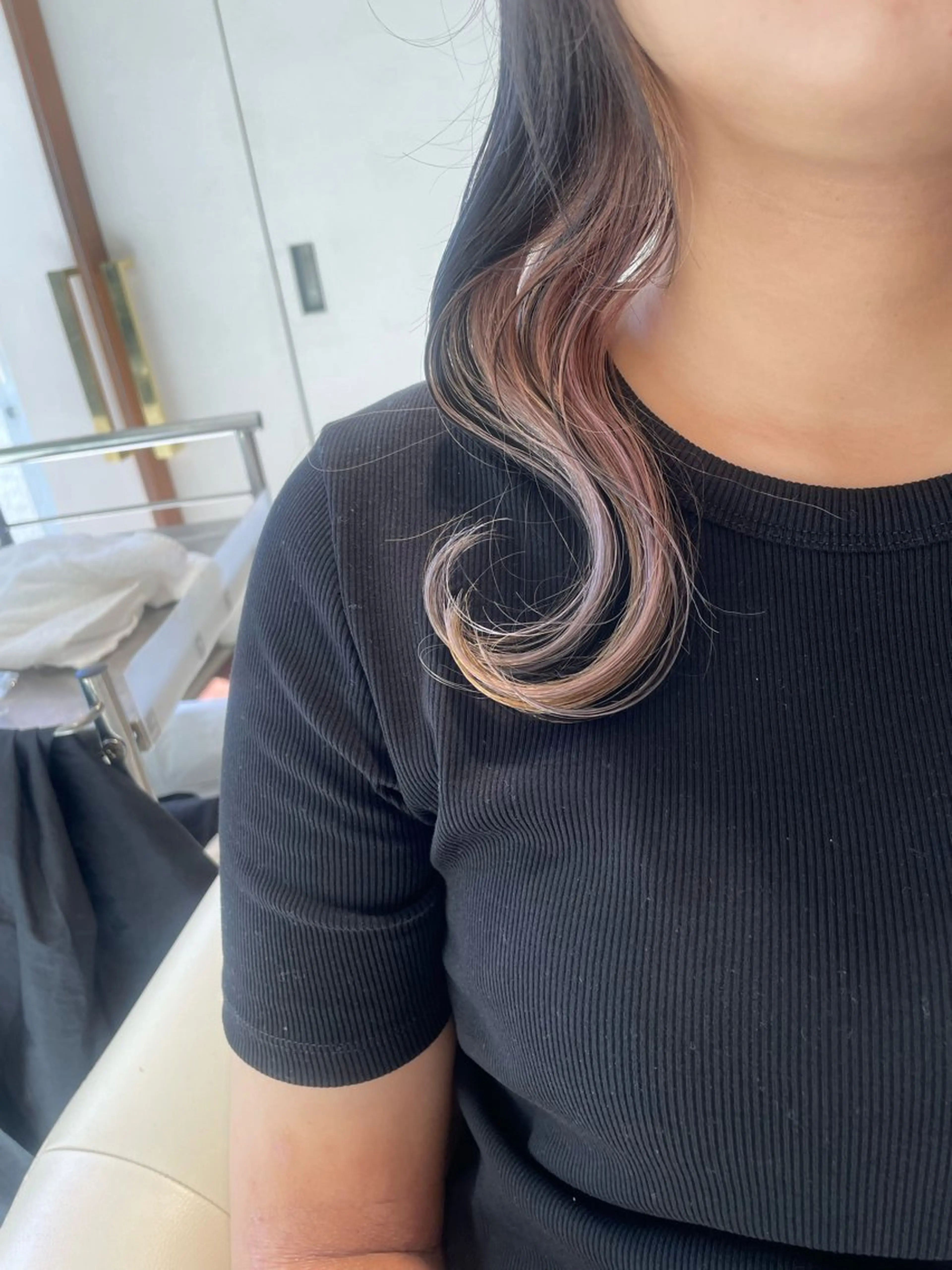 セミロング カラー ベージュカラー ブリーチ ホワイトベージュ ヘアカラー 福田 千尋のヘアスタイル