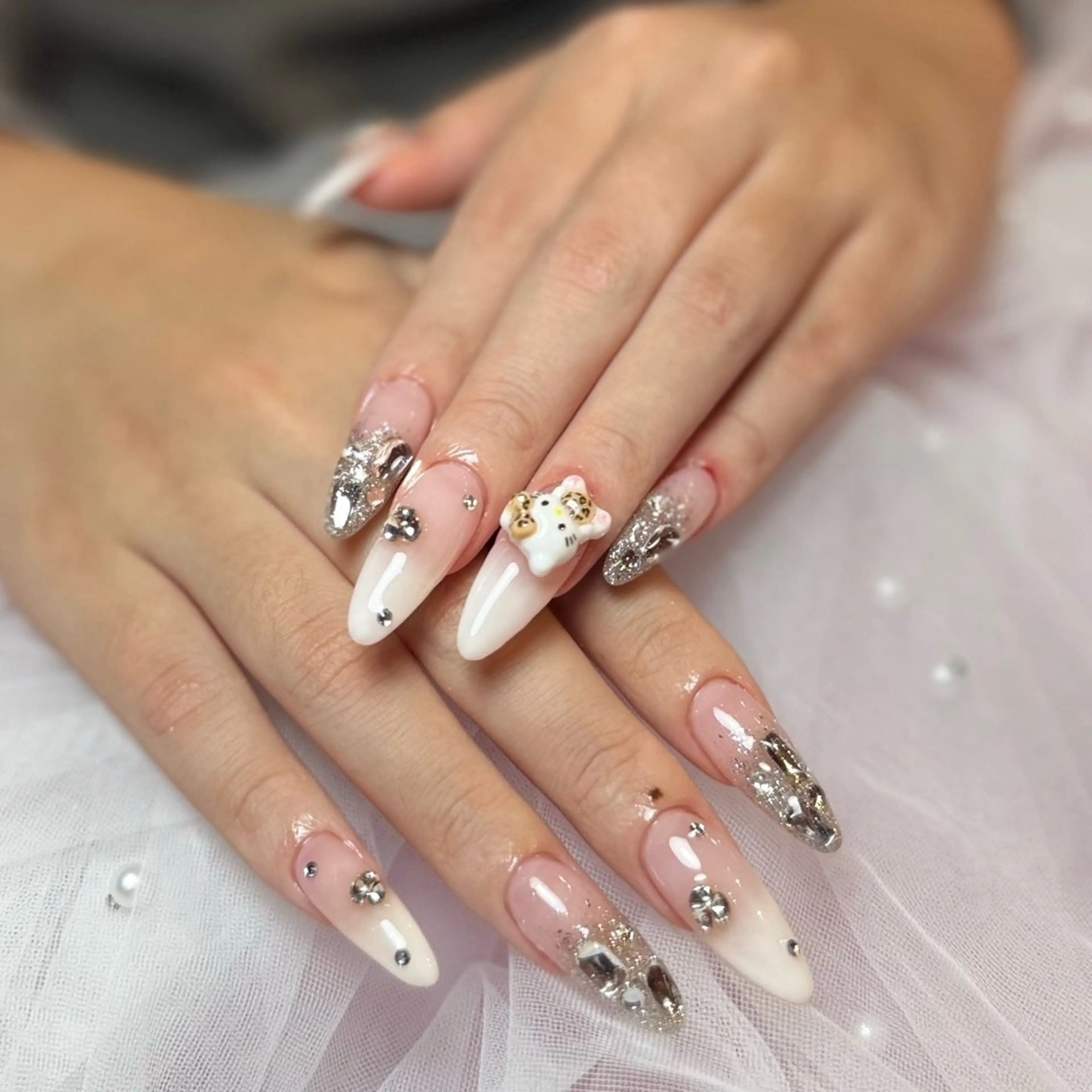 ネイル ハンドネイル PINKY nail所属・ピンキー 池田公園店のネイルデザイン