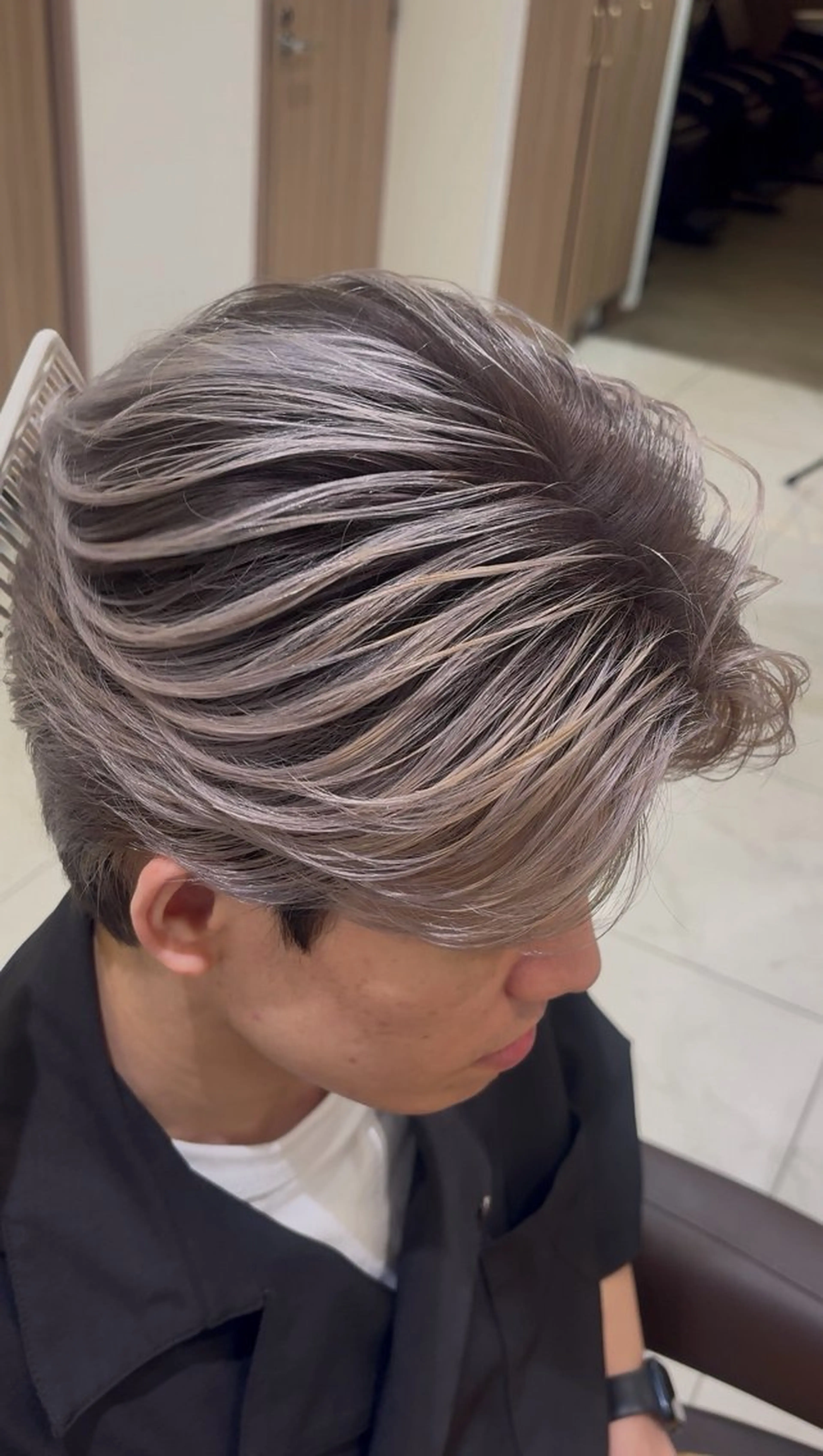 カラー メンズ カット ヘアカラー トリートメント メンズ・曲がる縮毛矯 正/パーマ/土屋丈のヘアスタイル